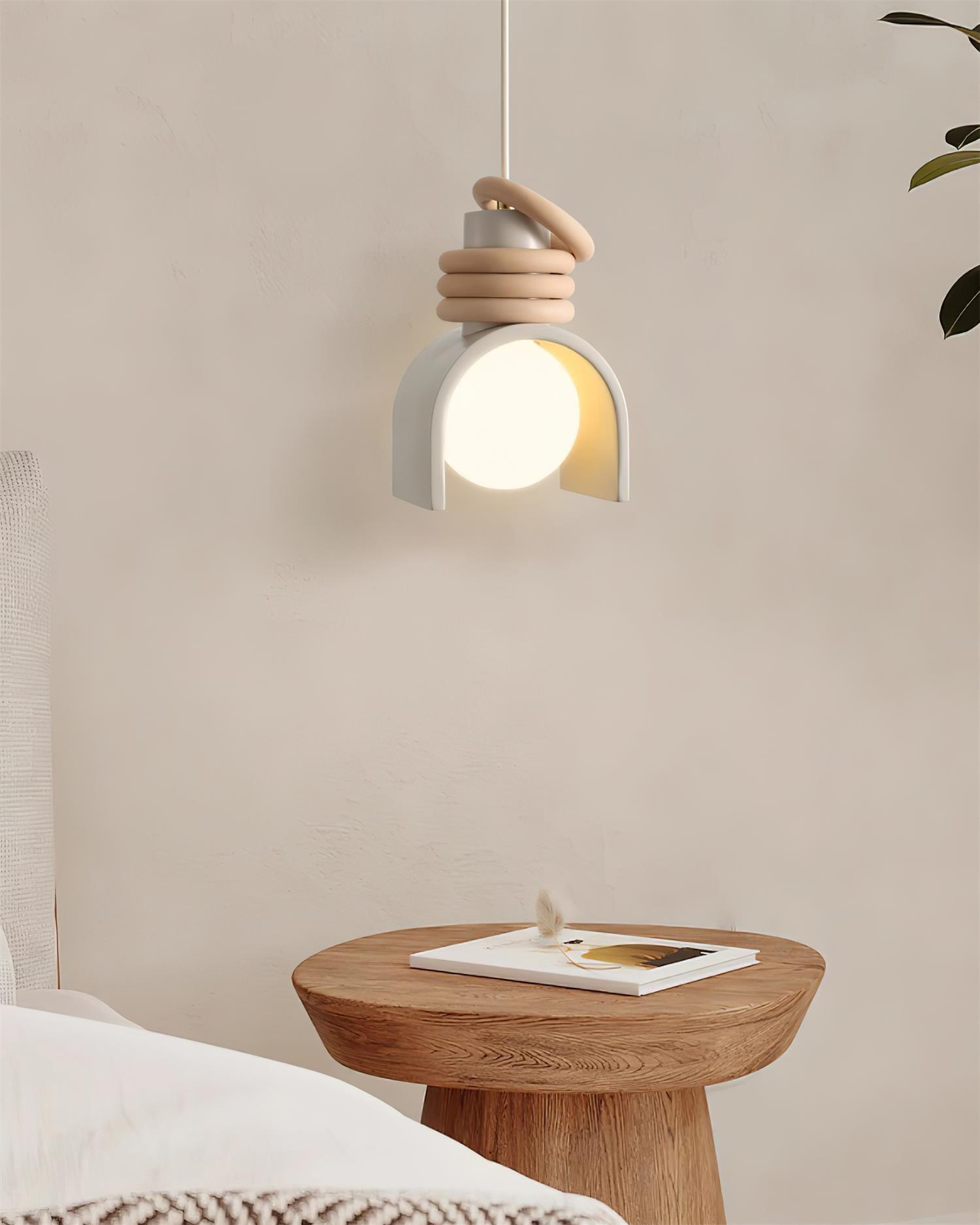 Pendant Light With Glass Globe Warms Dining Rooms Artistic - Neutralighting