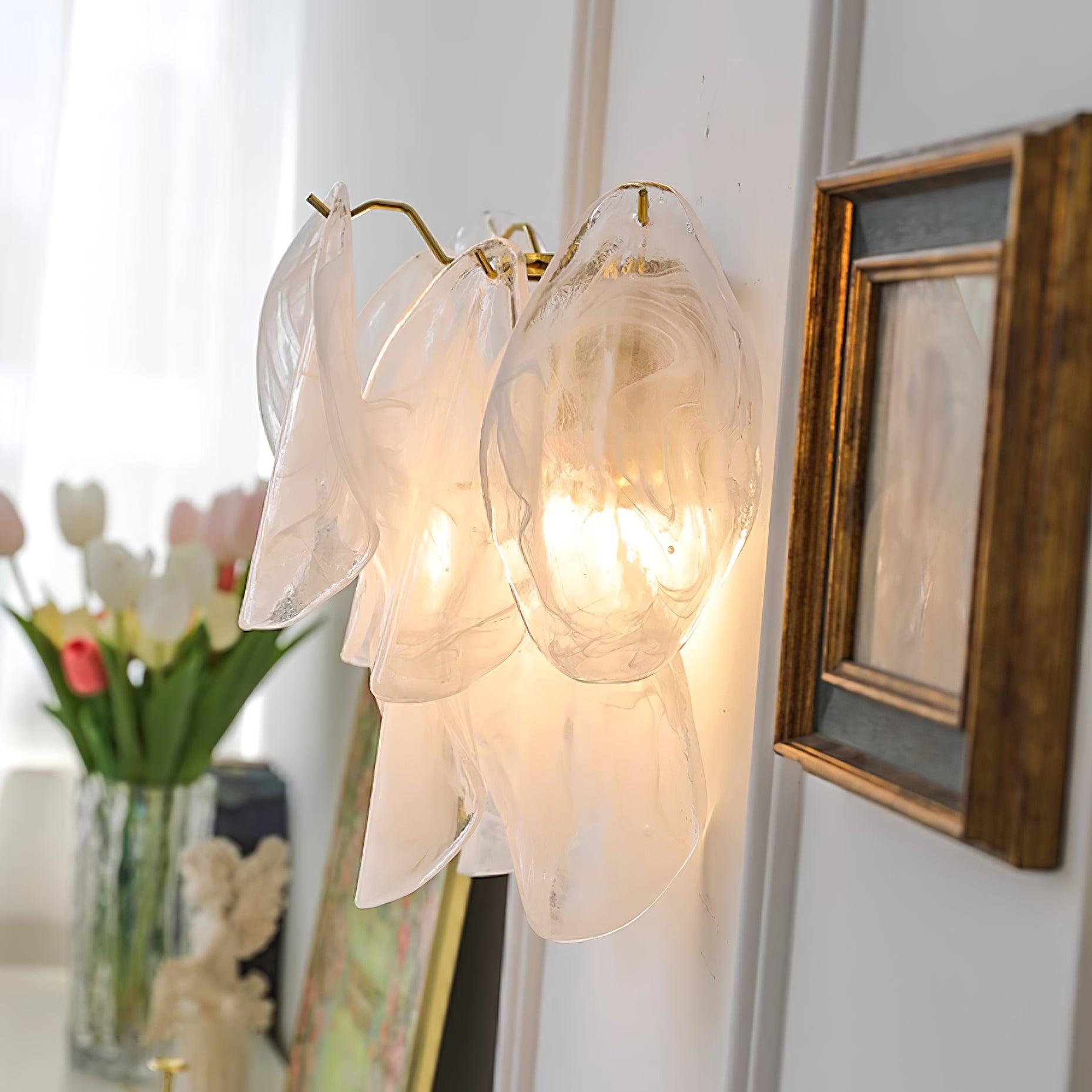 Evelo Petal Glass Wall Lamp - Neutralighting