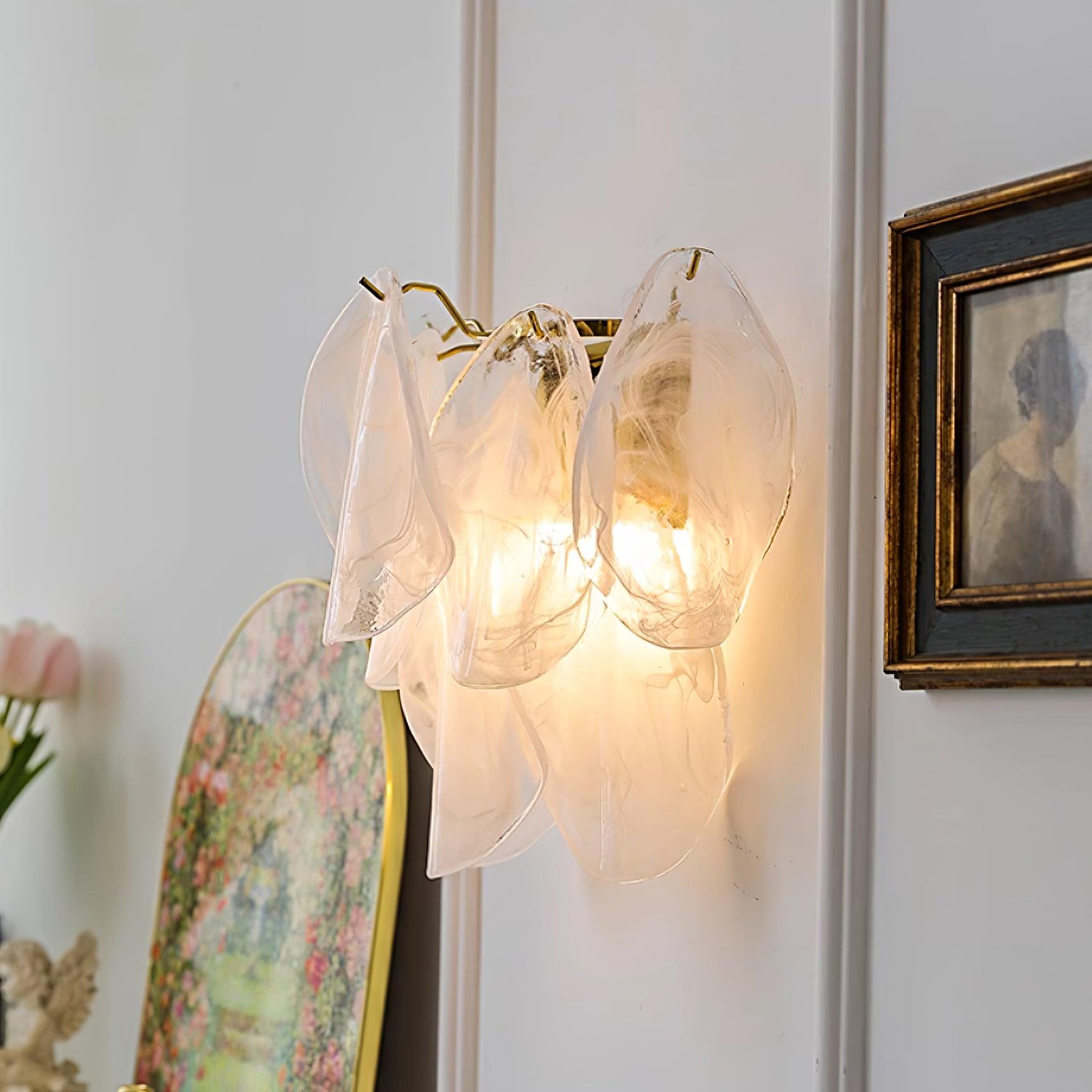 Evelo Petal Glass Wall Lamp - Neutralighting