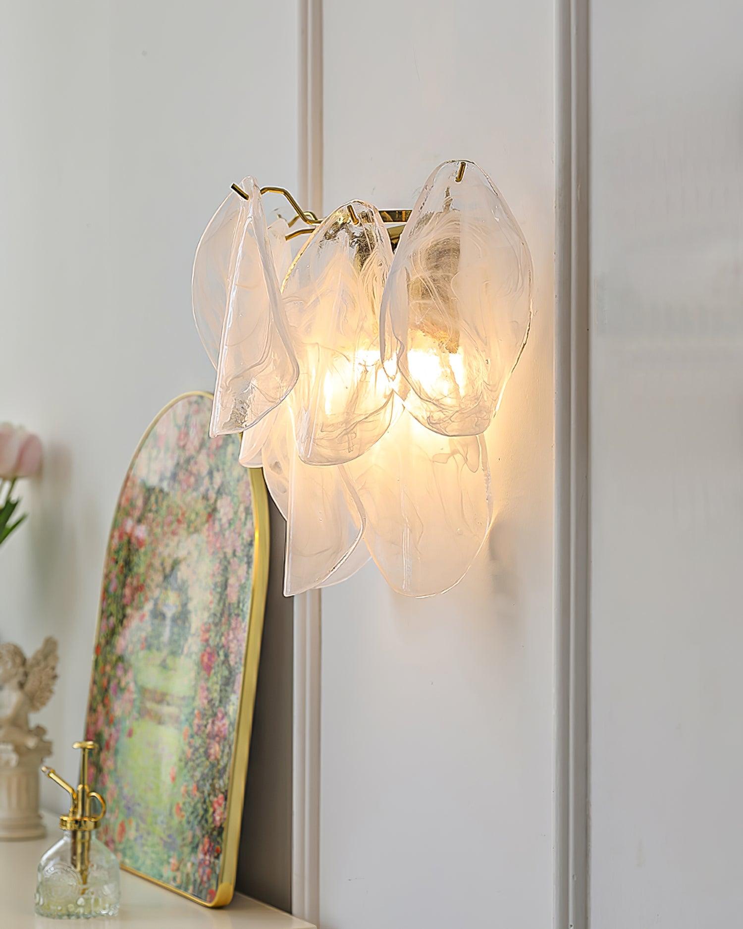 Evelo Petal Glass Wall Lamp - Neutralighting