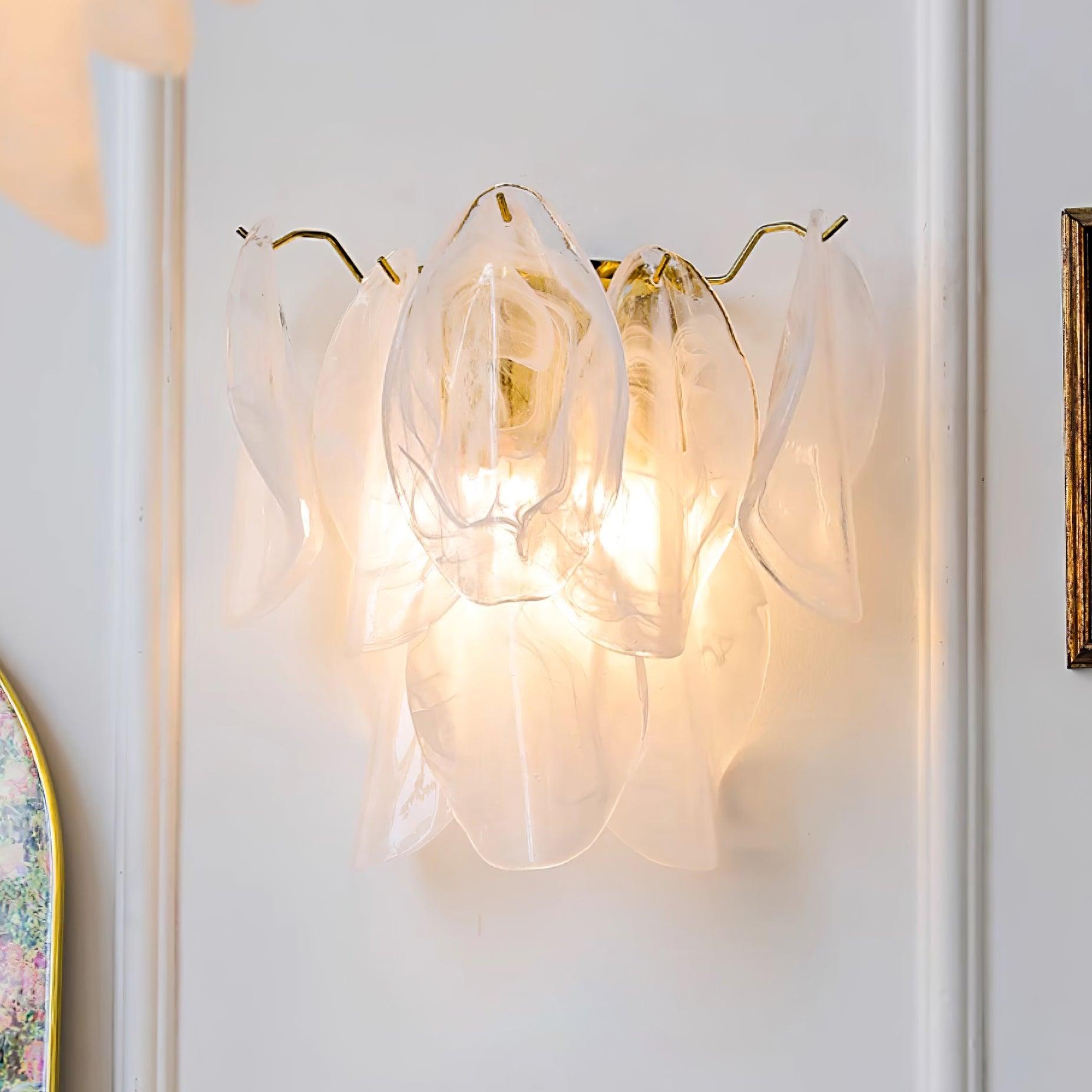 Evelo Petal Glass Wall Lamp - Neutralighting