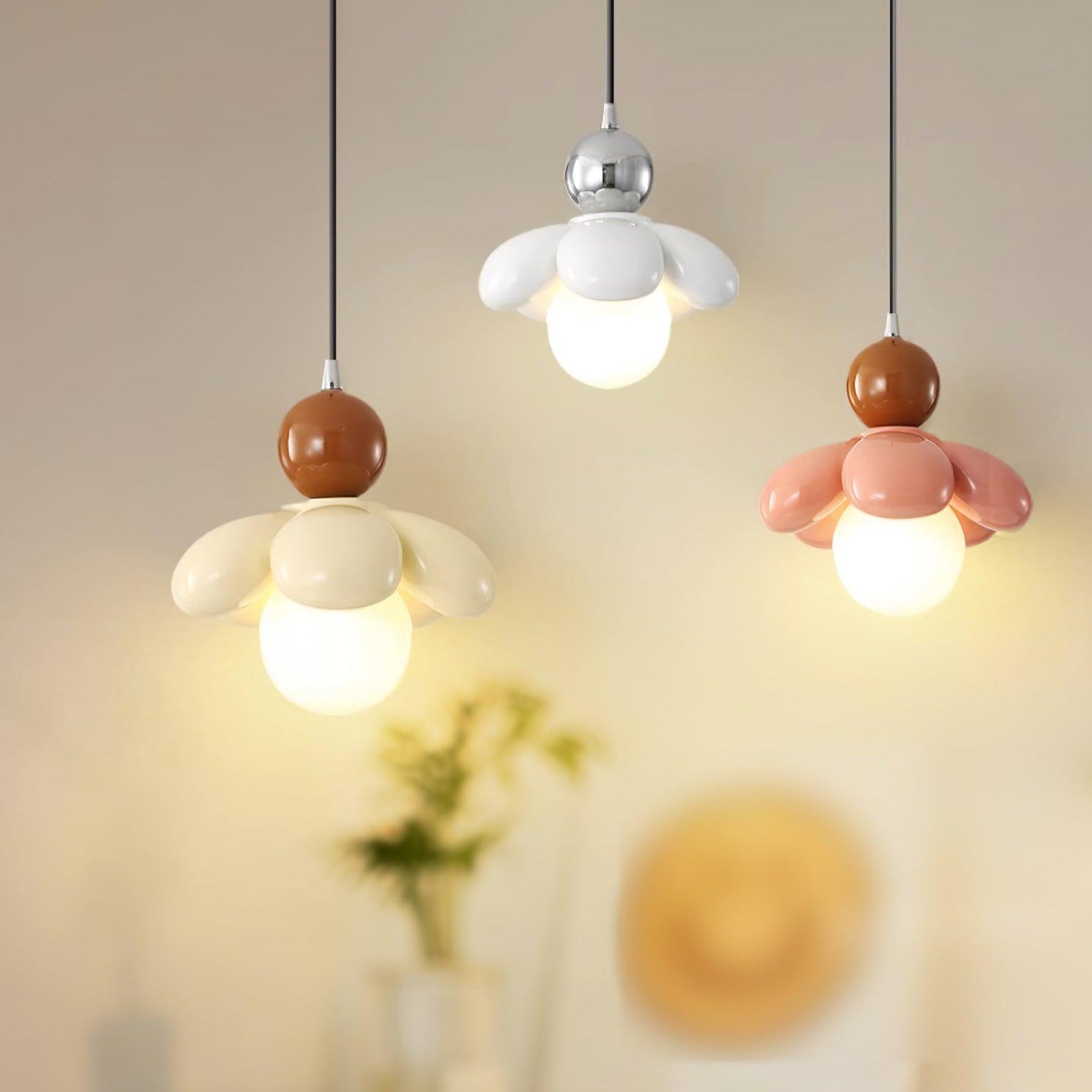 Blossi Flower Pendant Light - Neutralighting