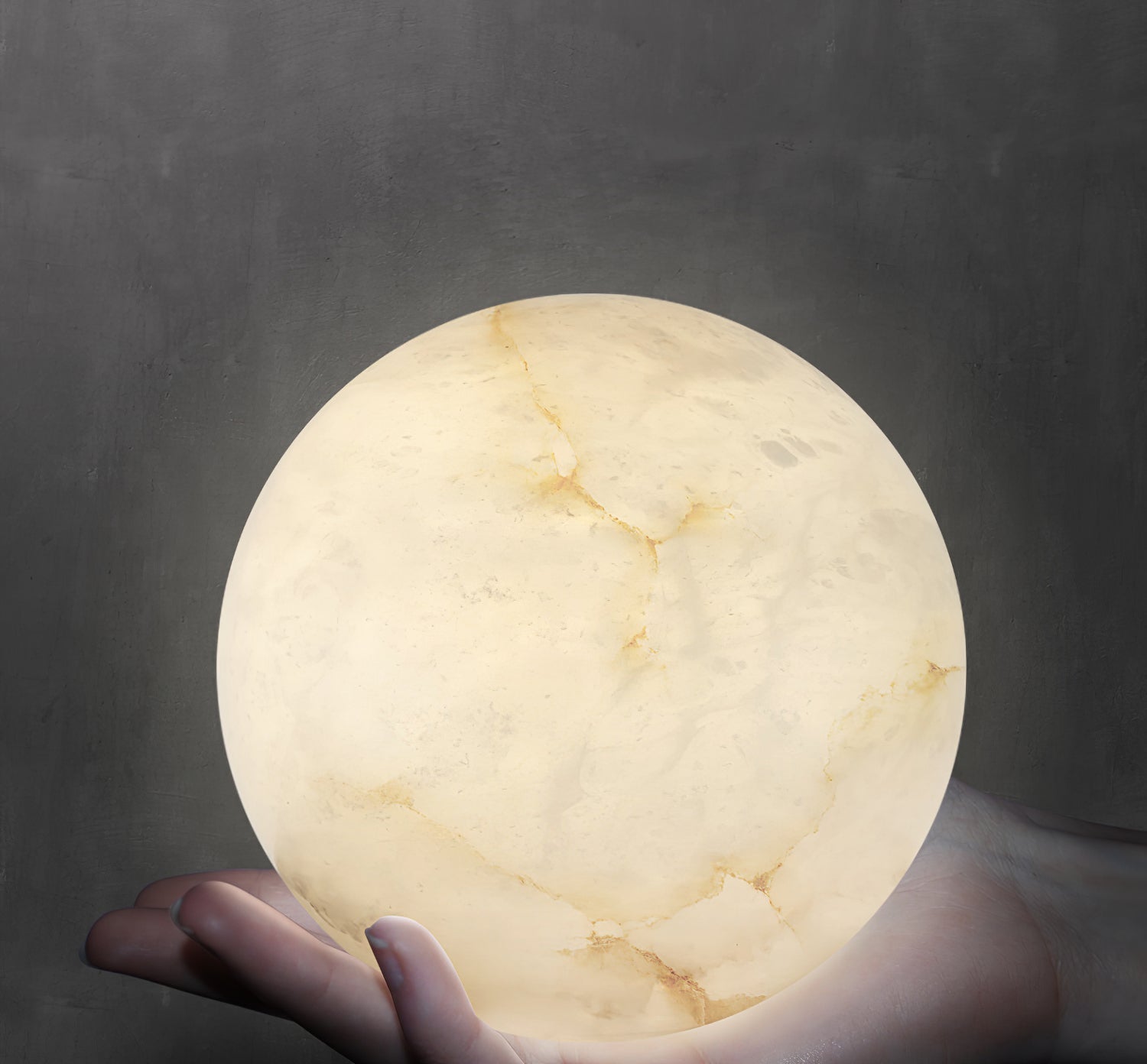 Erich Chandelier Alabaster Globe Elegance - Neutralighting