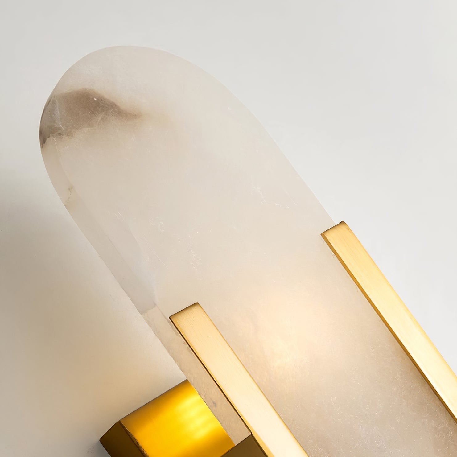 Veo Luxury Alabaster Wall Lamp