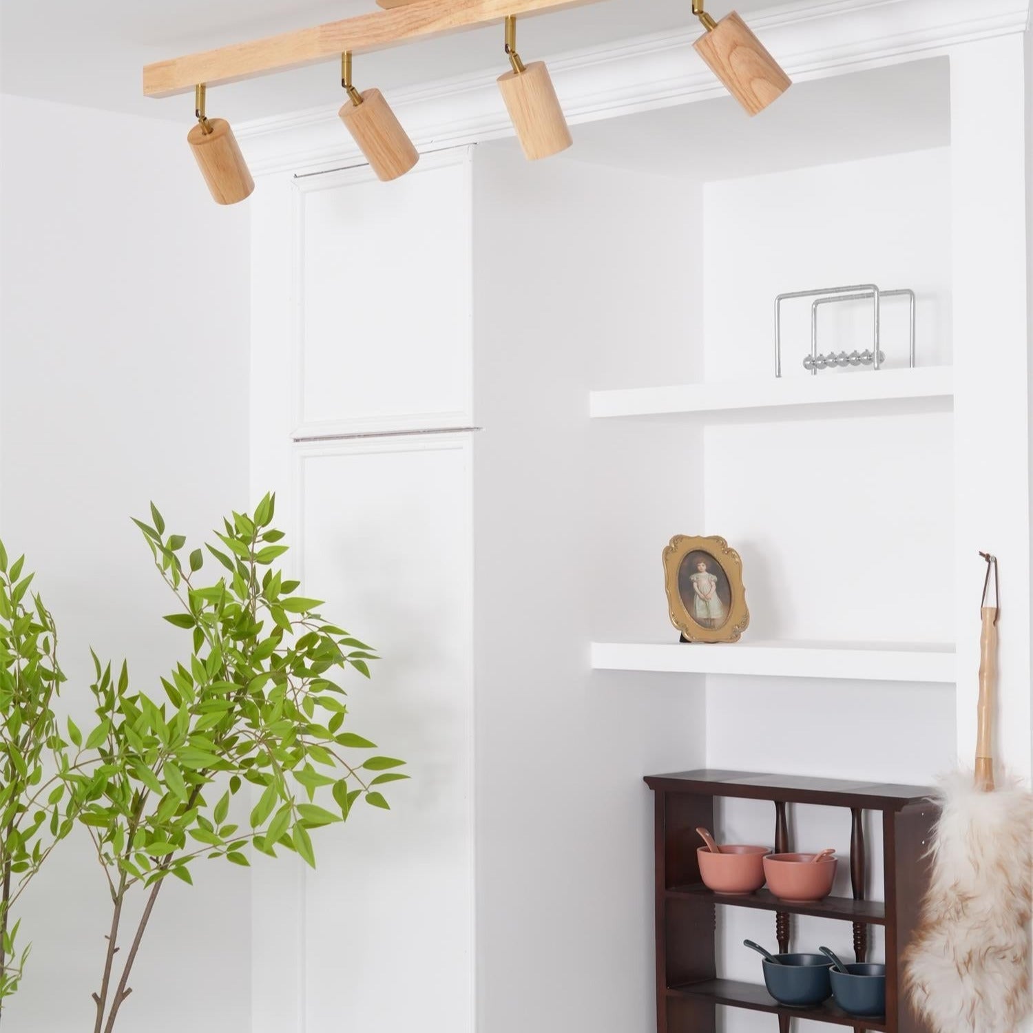 Veril Track Lighting Spotlight Wood - Neutralighting