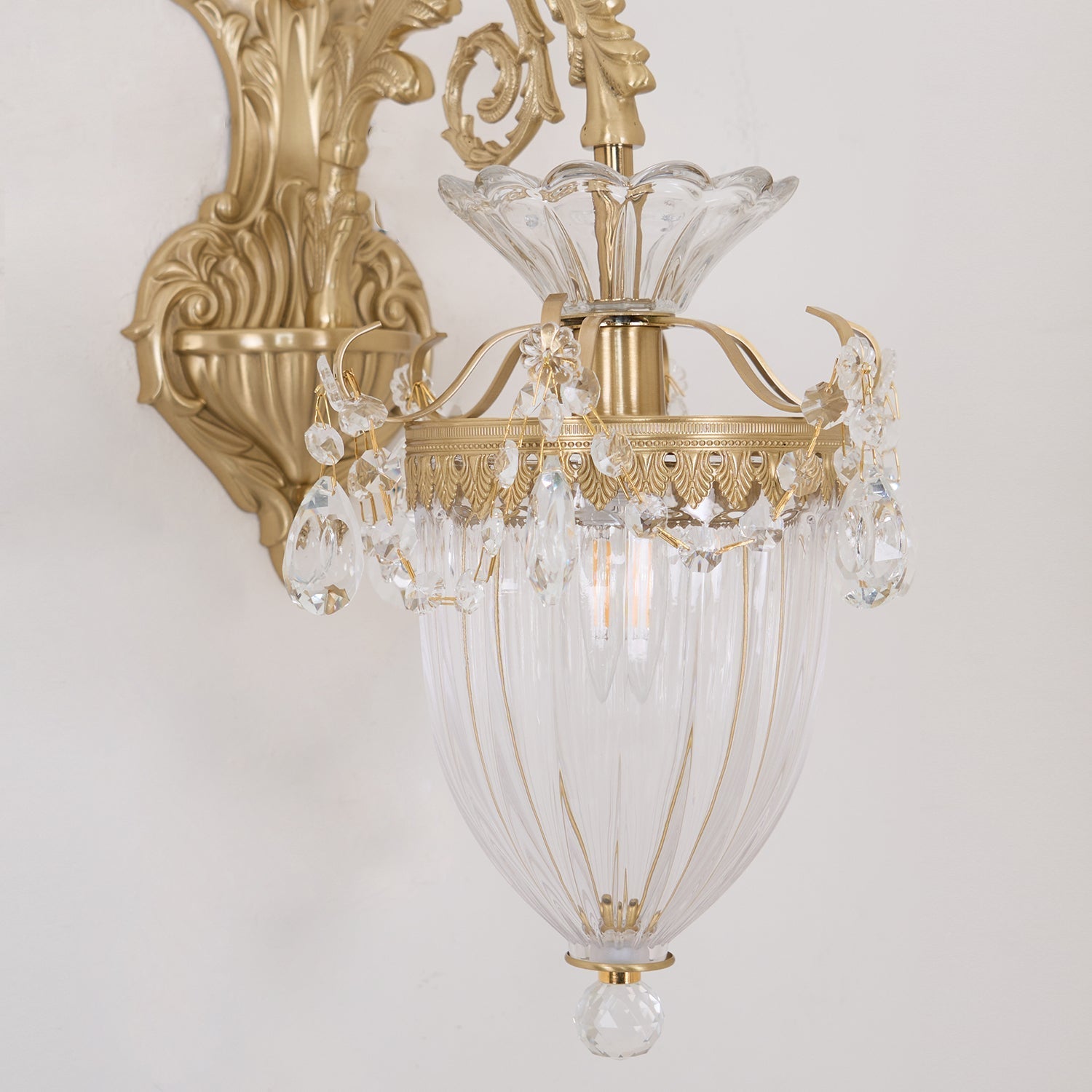 Elosia Gold Double Wall Lamp - Neutralighting
