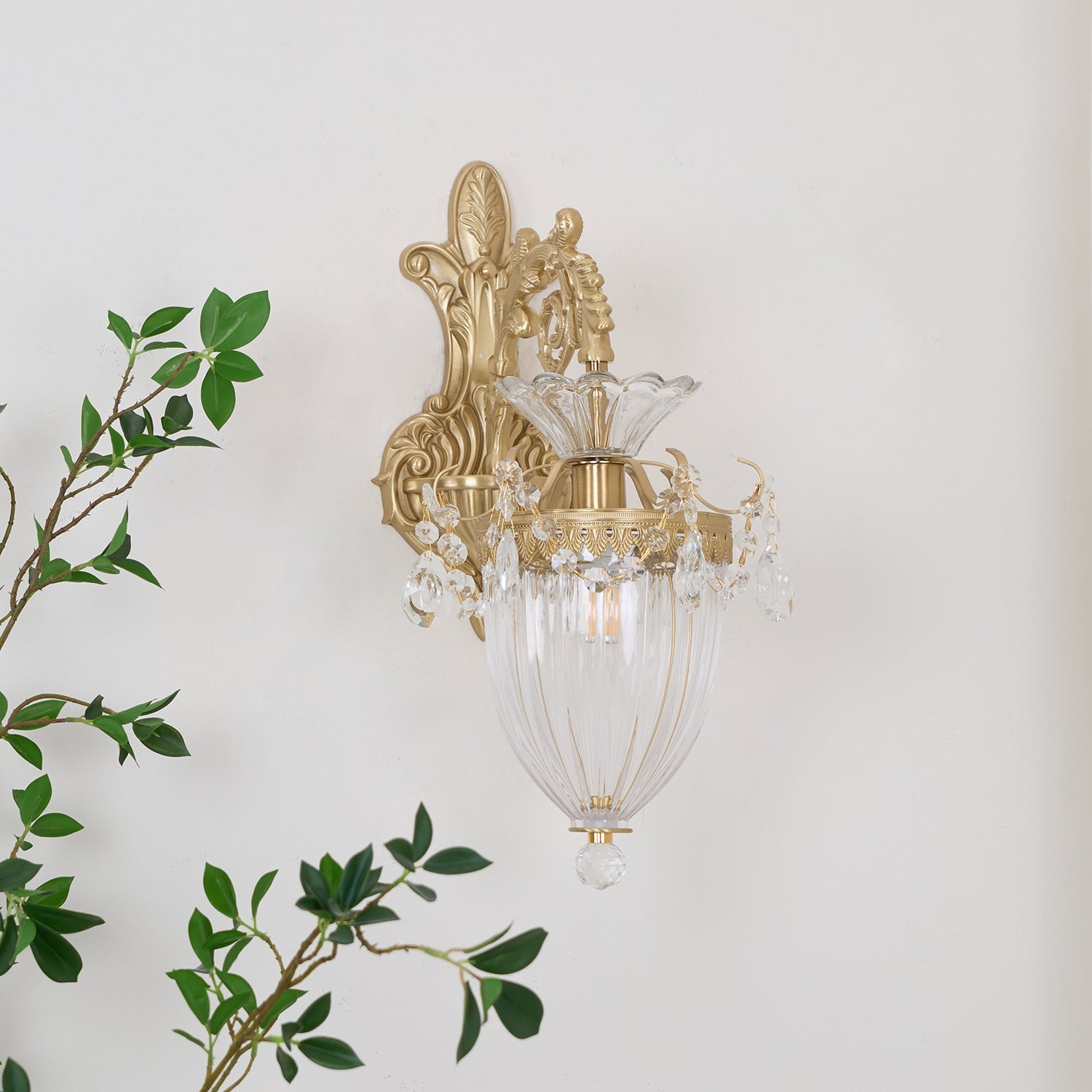 Elosia Gold Double Wall Lamp - Neutralighting