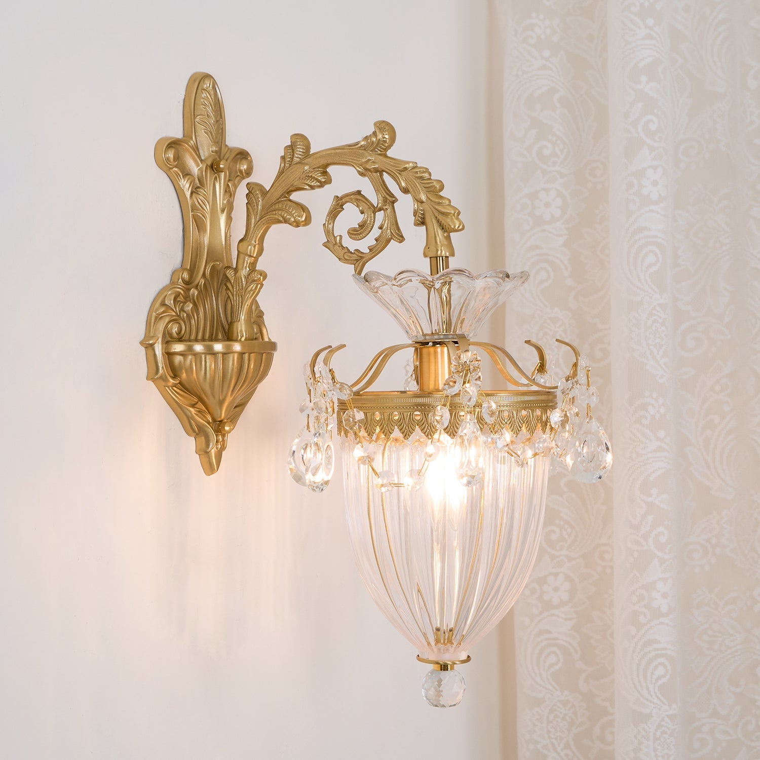 Elosia Gold Double Wall Lamp - Neutralighting