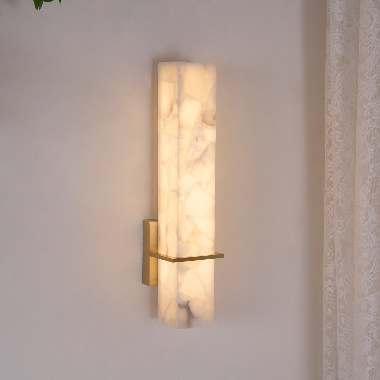 Ritta Wall Lamp White Alabaster Brass Modern Cuboid - Neutralighting