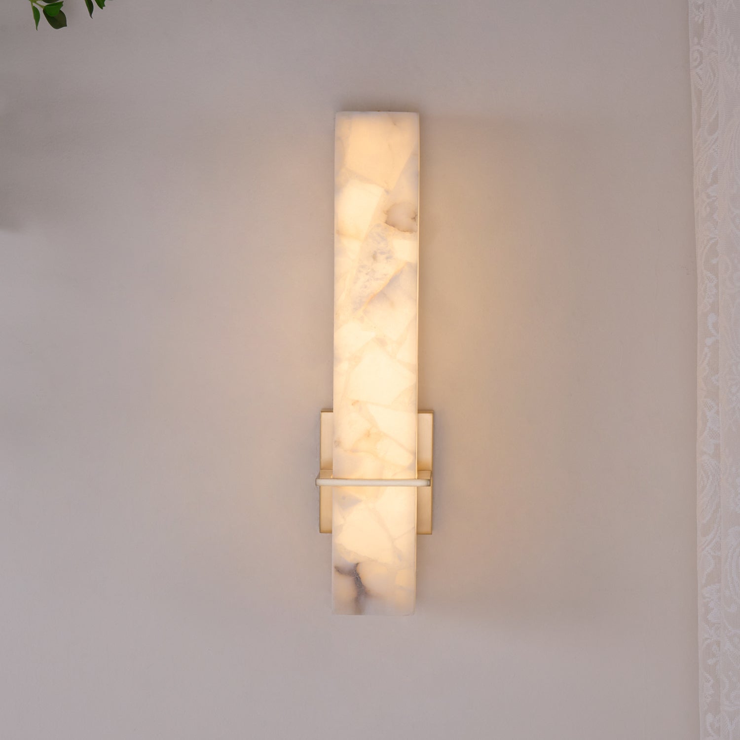 Ritta Wall Lamp White Alabaster Brass Modern Cuboid - Neutralighting