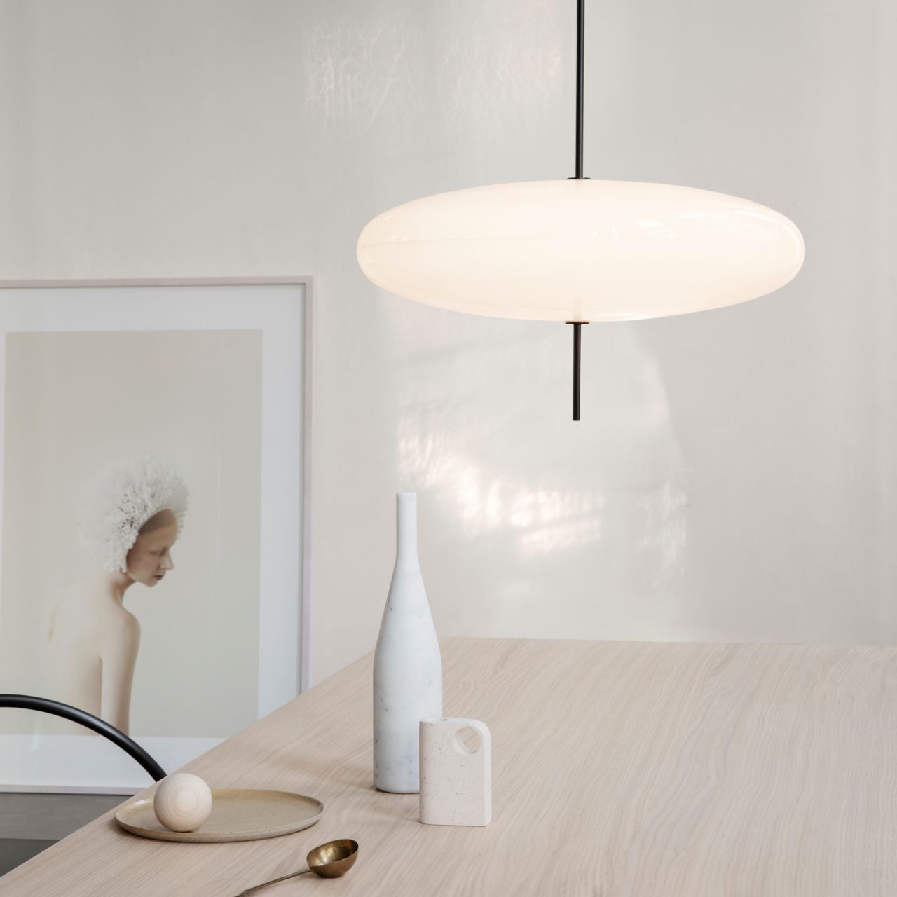 Quor Nordic Modern Oval Single Pendant Light - Neutralighting