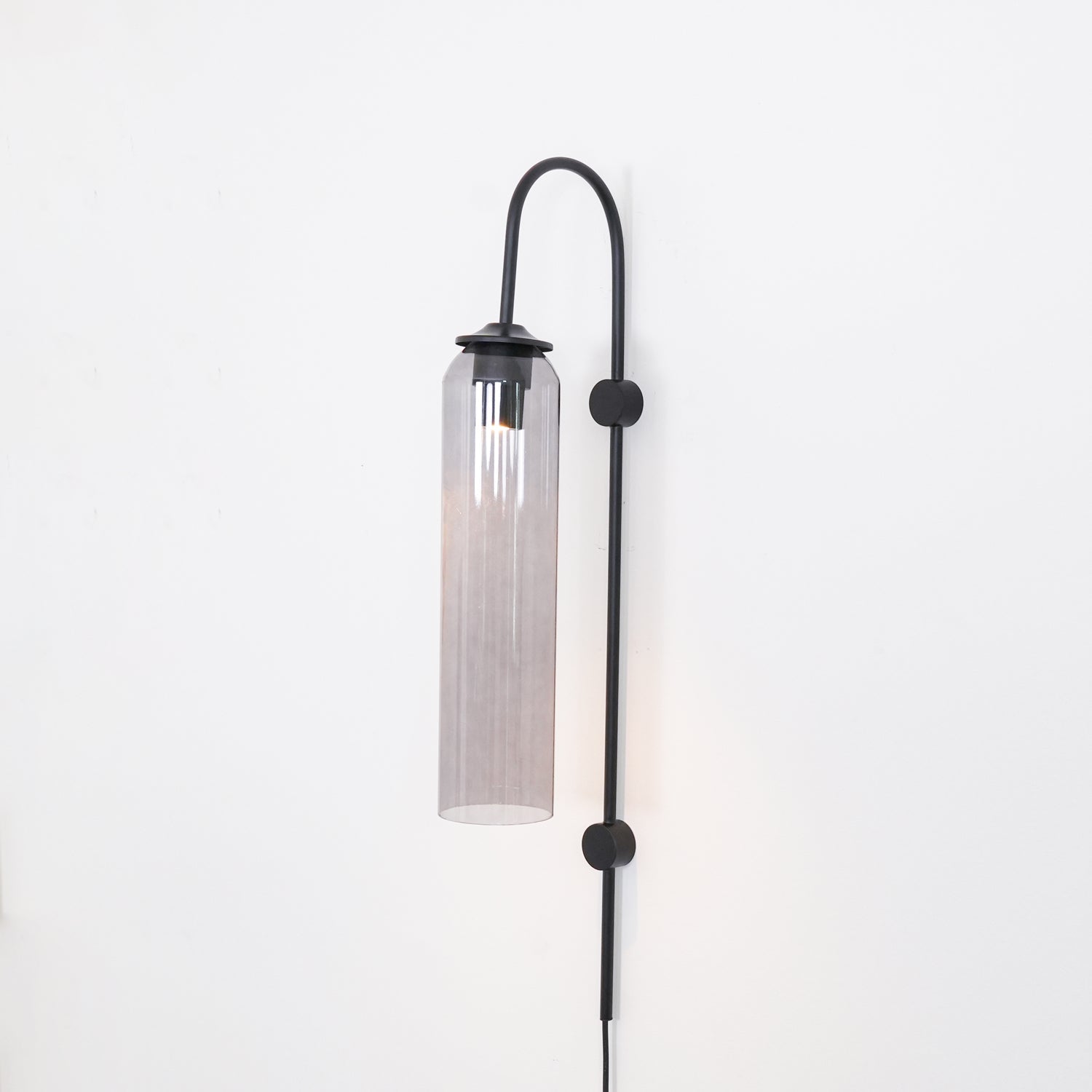 Talor Modern Glass Wall Lamp - Neutralighting