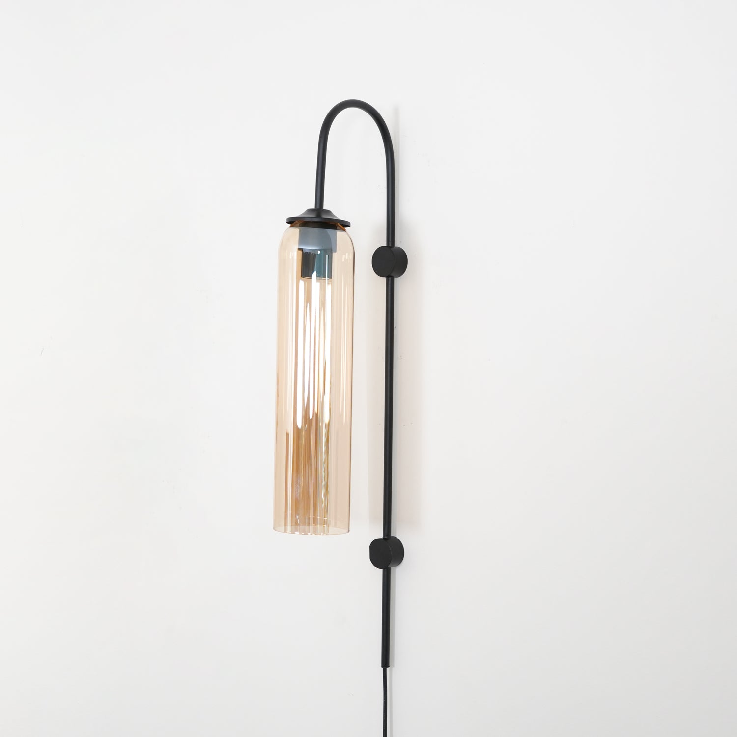 Talor Modern Glass Wall Lamp - Neutralighting