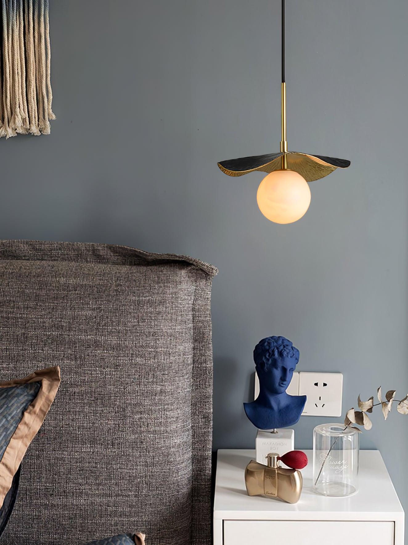 Ivvynen Leaf Canopy Alabaster Pendant Light - Neutralighting