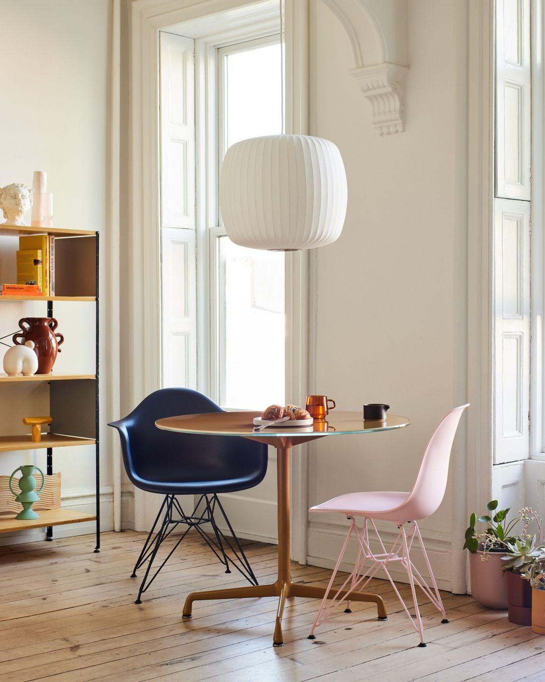 Alvaris White Modern Pendant Light - Neutralighting