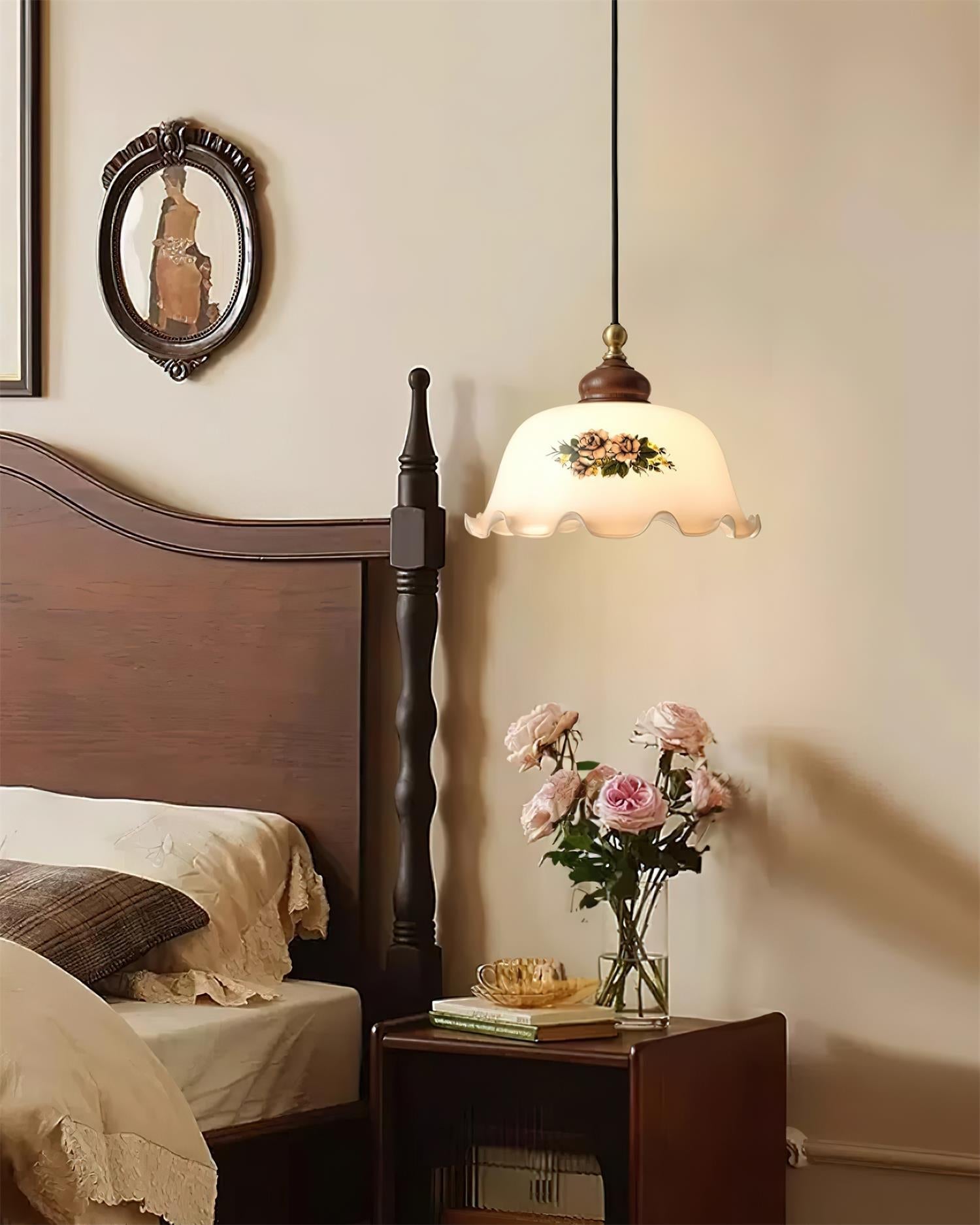 Belvia Vintage Floral Glass Pendant Light - Neutralighting