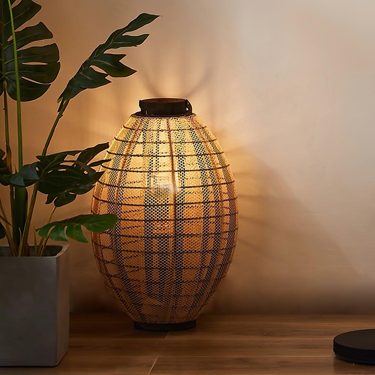 Ray Mesh Beacon Outdoor Lamp - Neutralighting