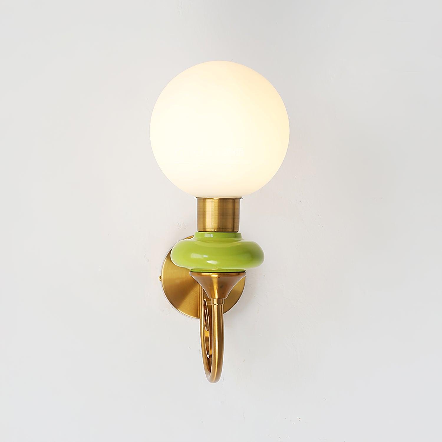 Velin Brass Wall Lamp - Neutralighting