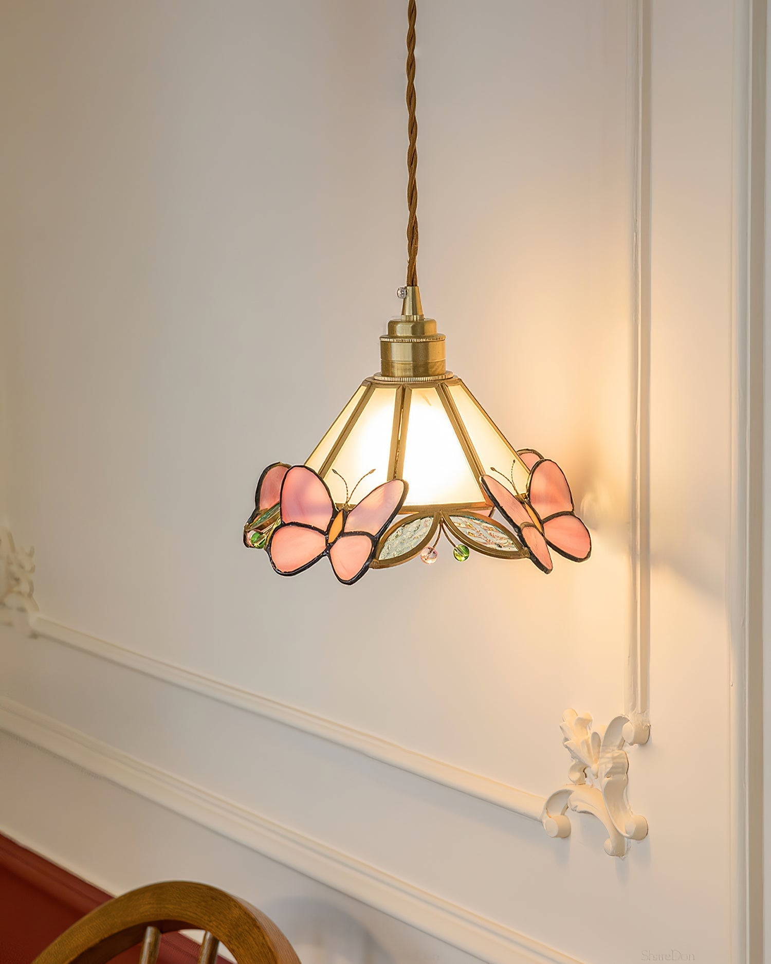 Tiffany Butterfly Stained GlassPendant Light - Neutralighting