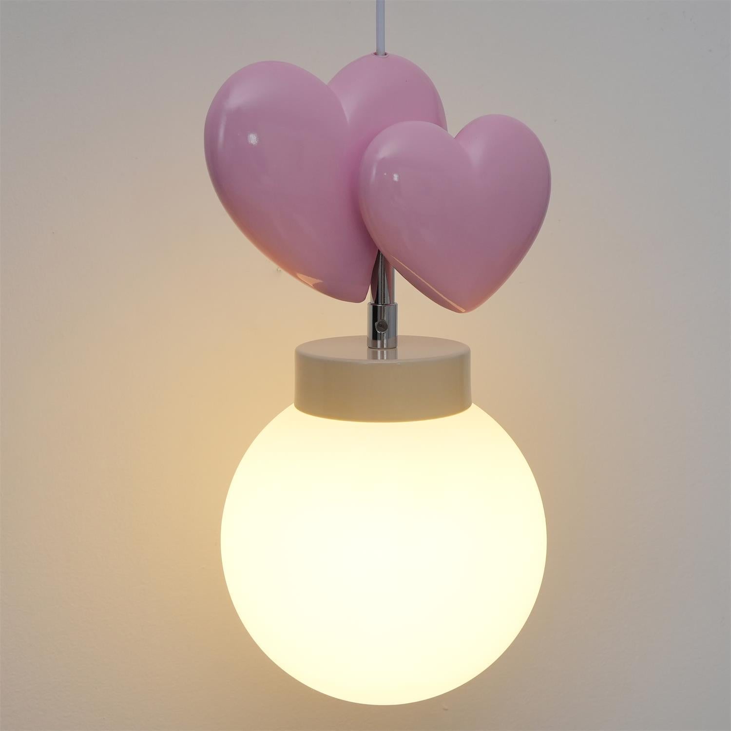 Wall Lamp Resin Heart Cluster Glass Globe Metal Mount Romantic - Neutralighting