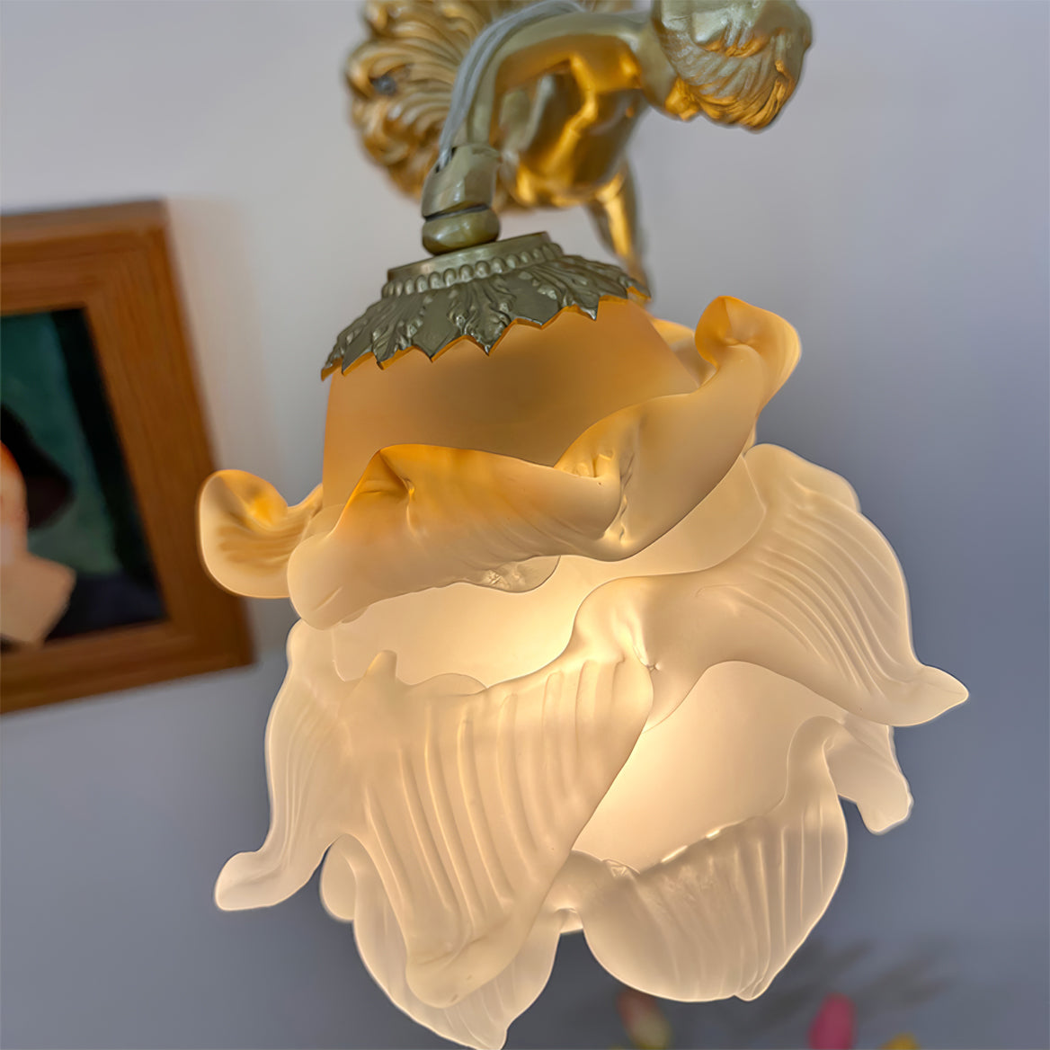 Arque Glass Rose Wall Lamp - Neutralighting