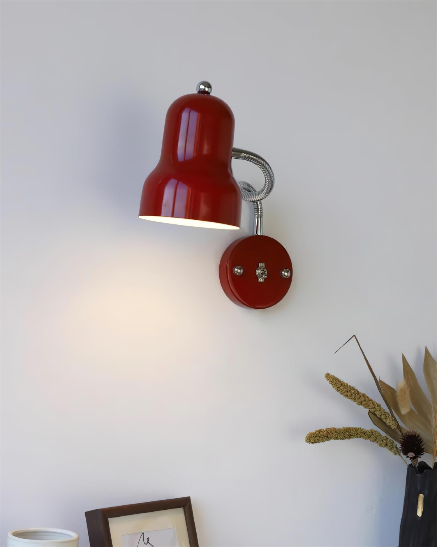 Feylo Red Wall Lamp - Neutralighting