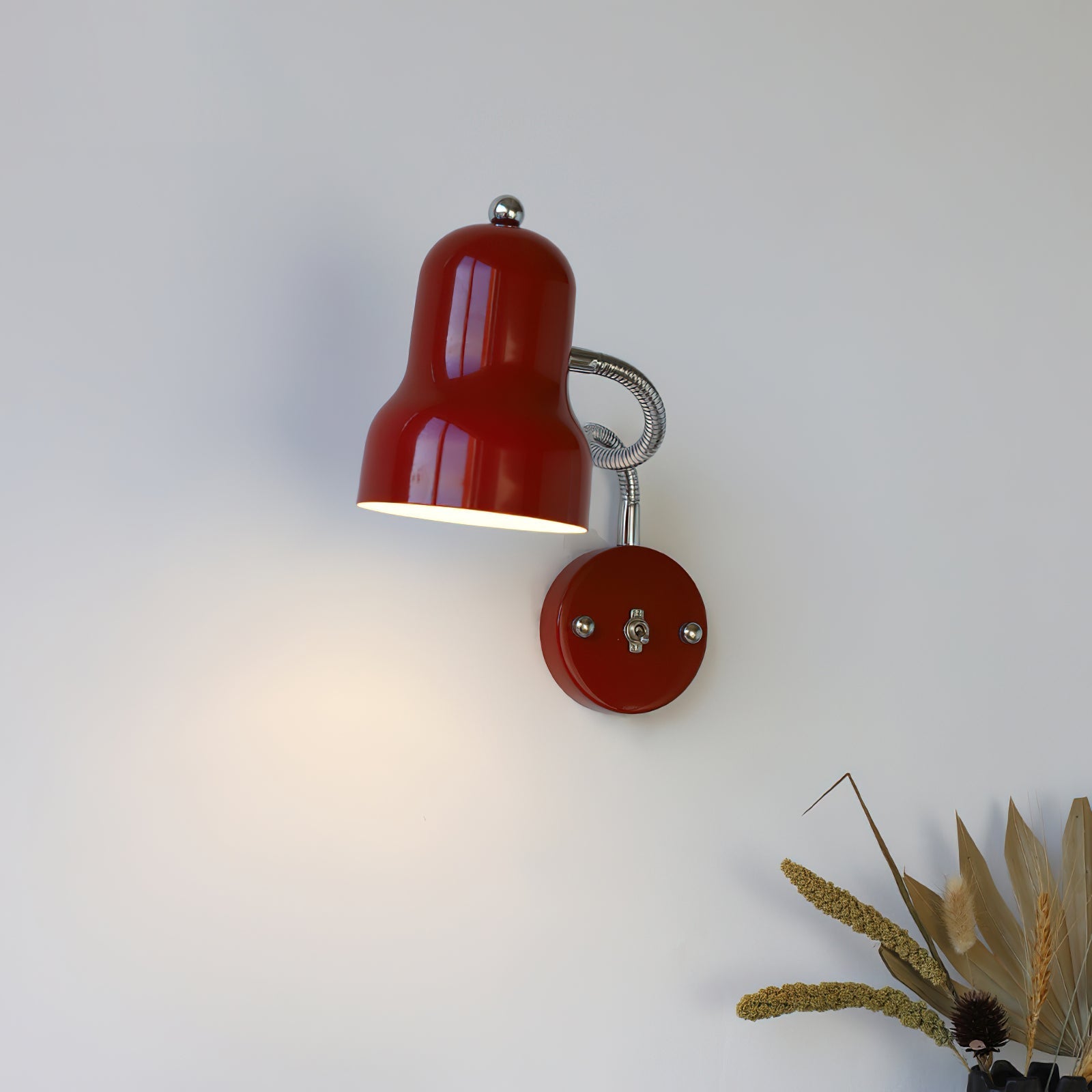 Feylo Red Wall Lamp - Neutralighting