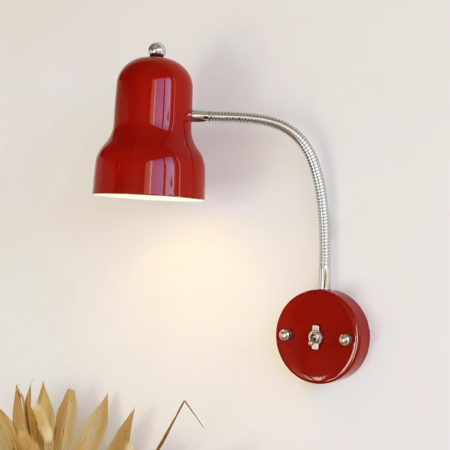 Feylo Red Wall Lamp - Neutralighting