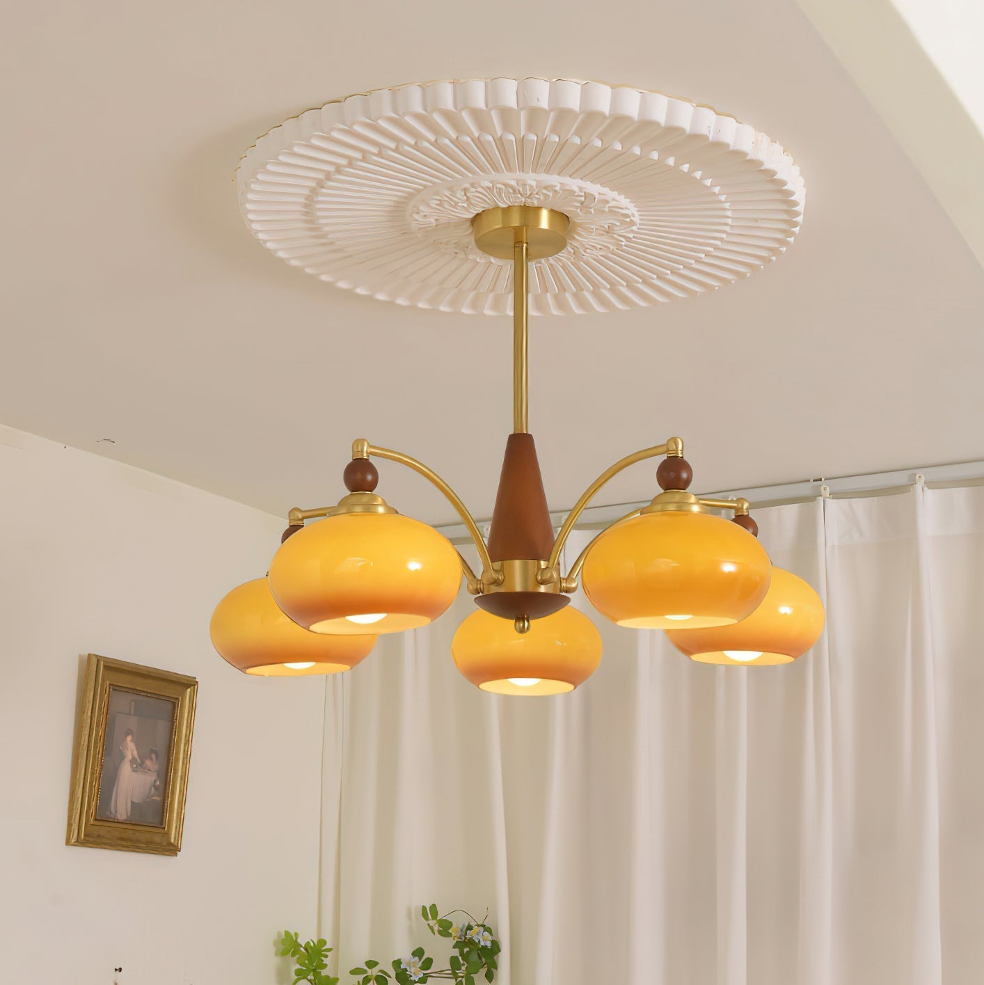 Charlotte Retro Chandelier Cluster