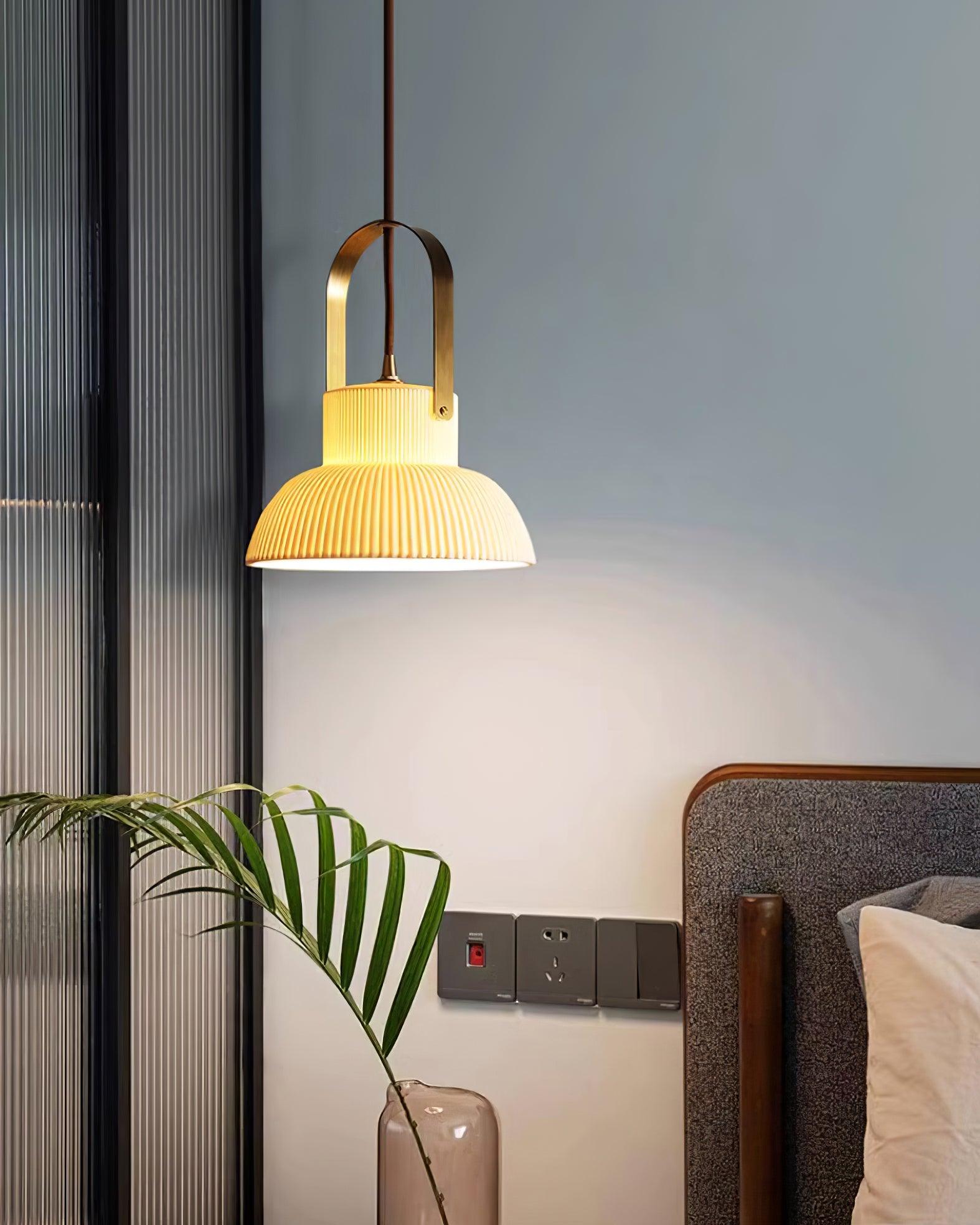 Pendant Lamp Ribbed White Ceramic with Brass Handle - Neutralighting