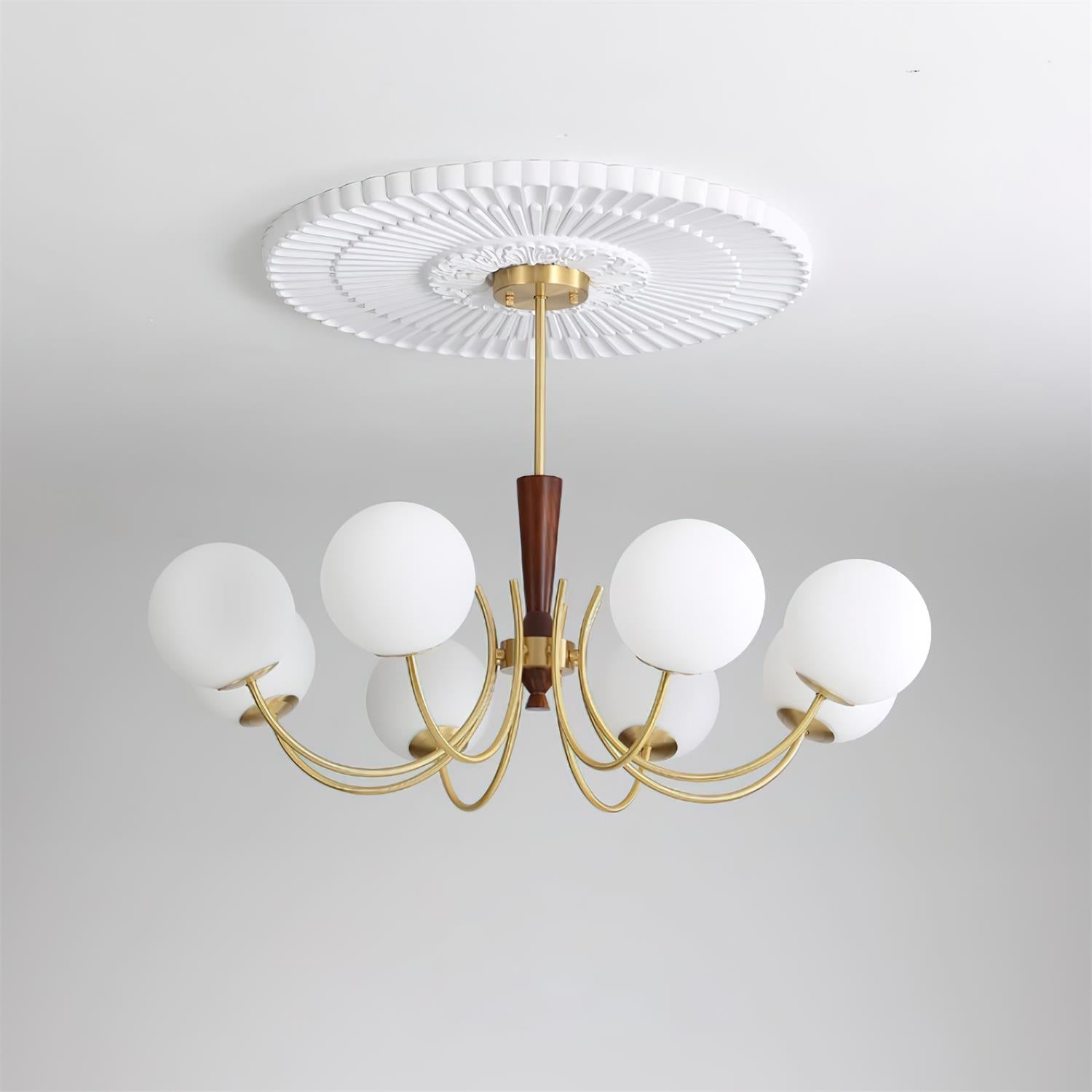 Veslo Brass and Wood Globe Chandelier - Neutralighting