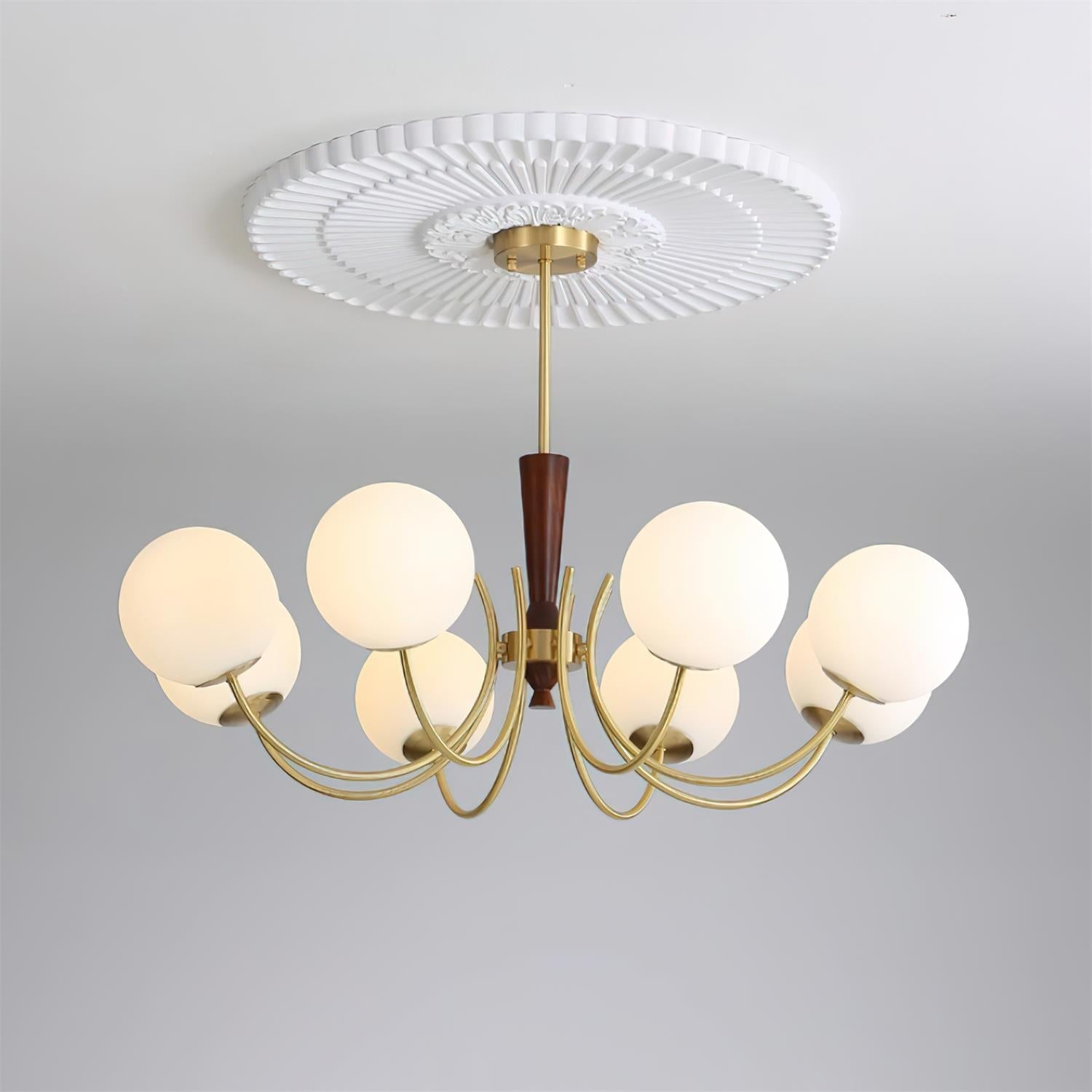 Veslo Brass and Wood Globe Chandelier - Neutralighting
