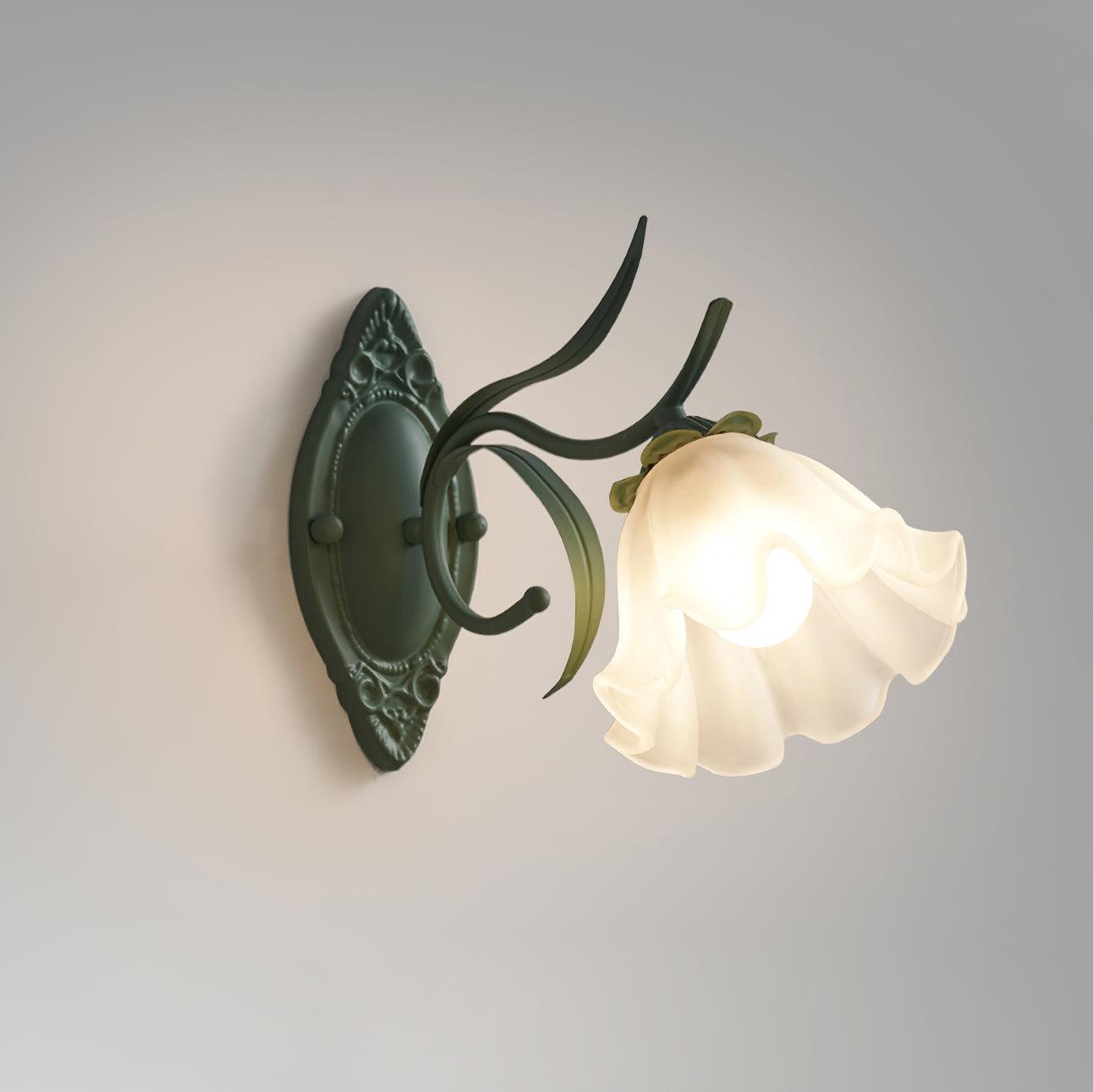 Wall Lamp Vintage Floral Glass Shade for Bedroom and Living Room - Neutralighting
