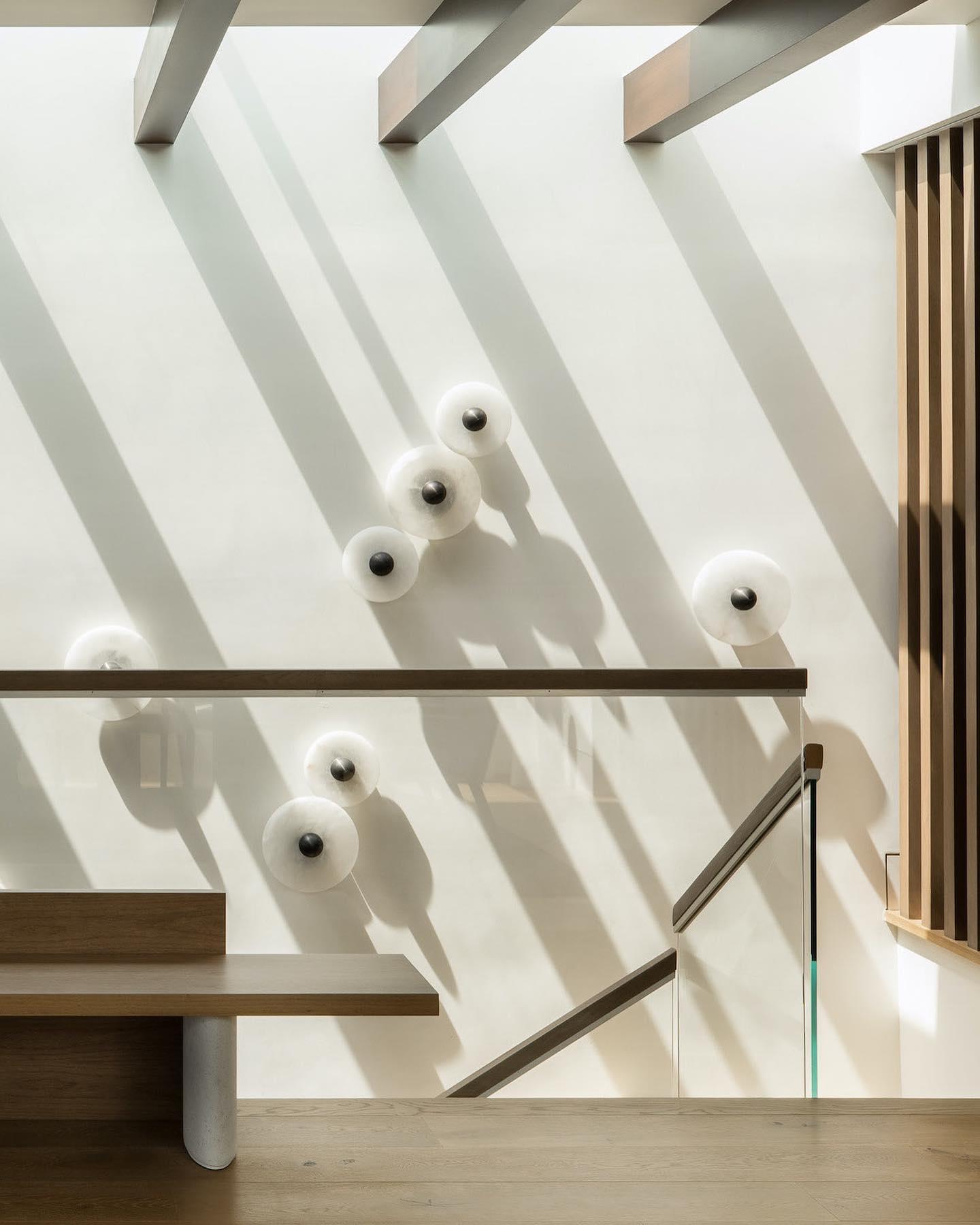 Round Wall Lamp Alabaster Cluster Trio - Neutralighting