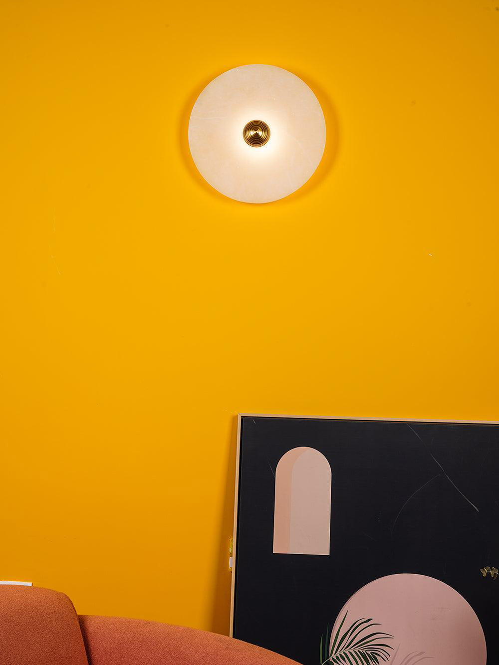 Round Wall Lamp Alabaster Fluted Brass - Neutralighting