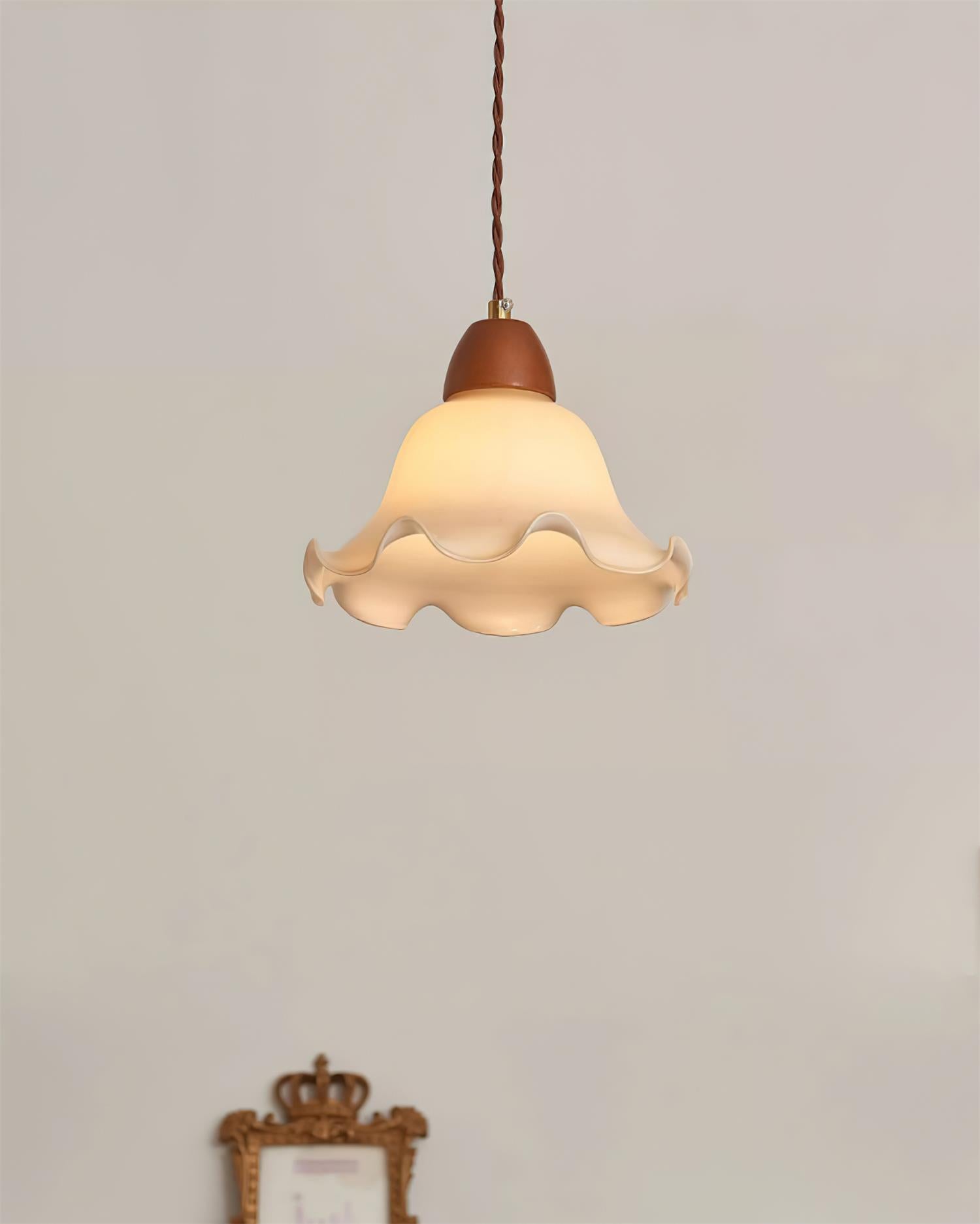 Glyna Wavy Glass Pendant Light - Neutralighting