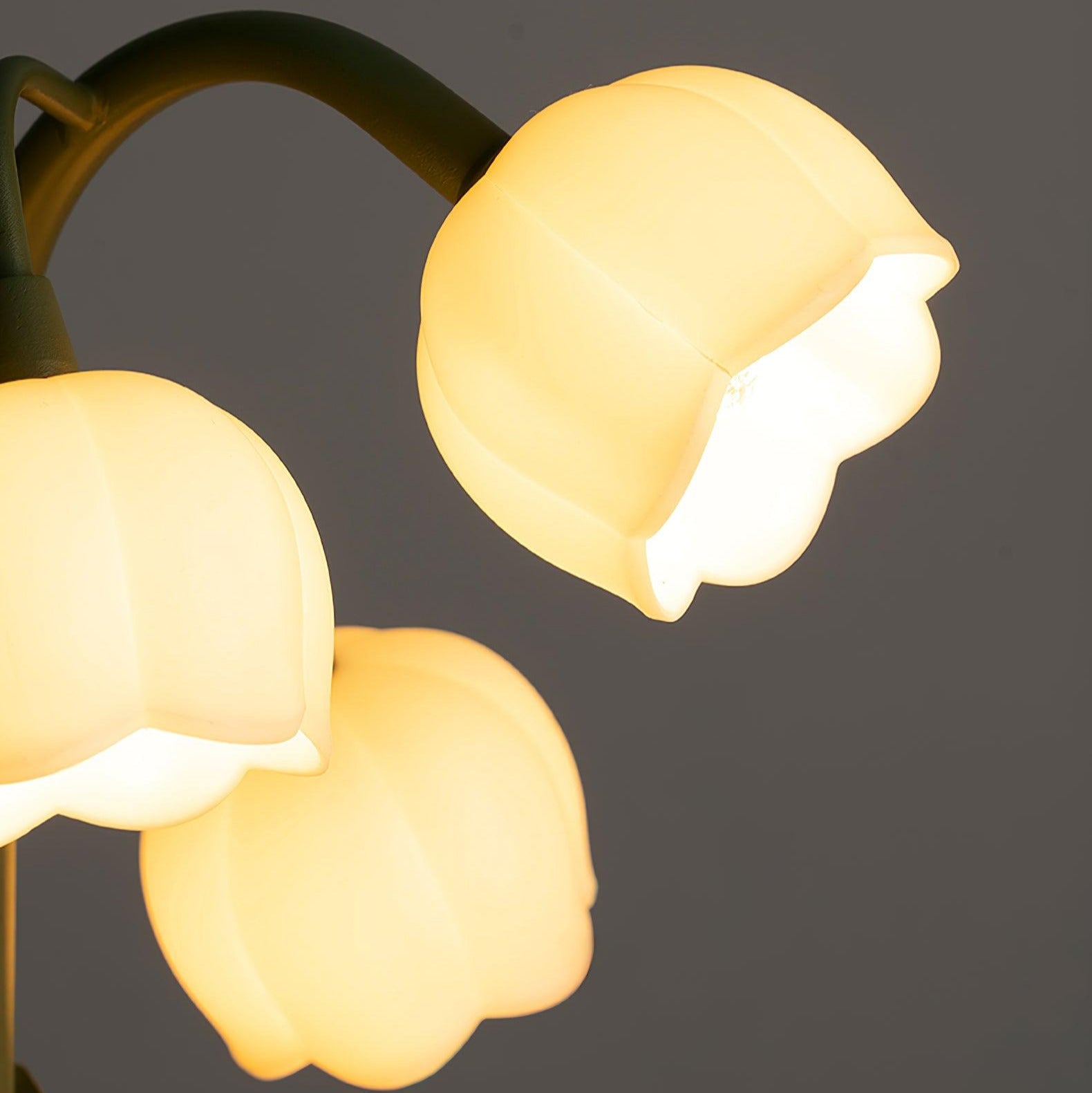Aelis Natural Orchid Indoor Wall Lamp - Neutralighting