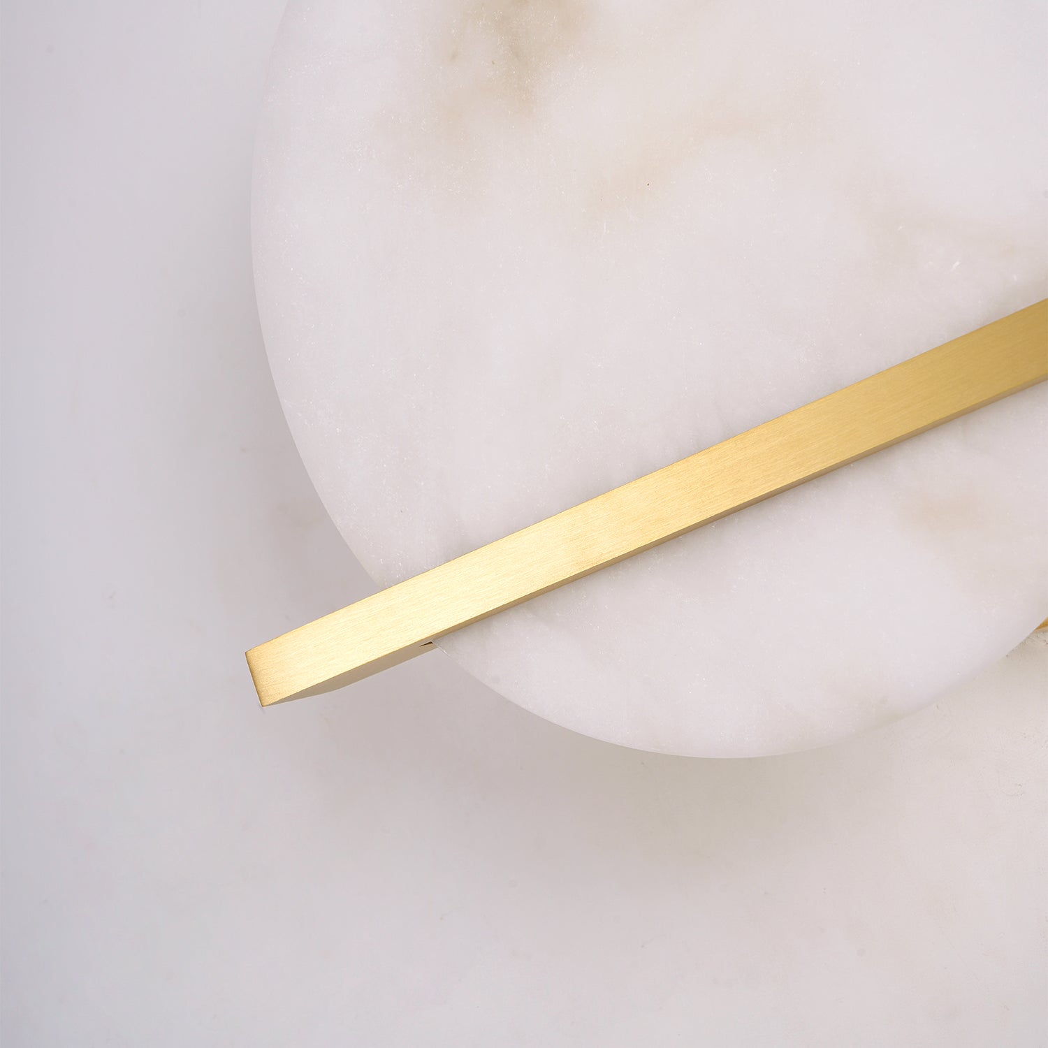Savion Wall Lamp Alabaster Moon Horizon - Neutralighting