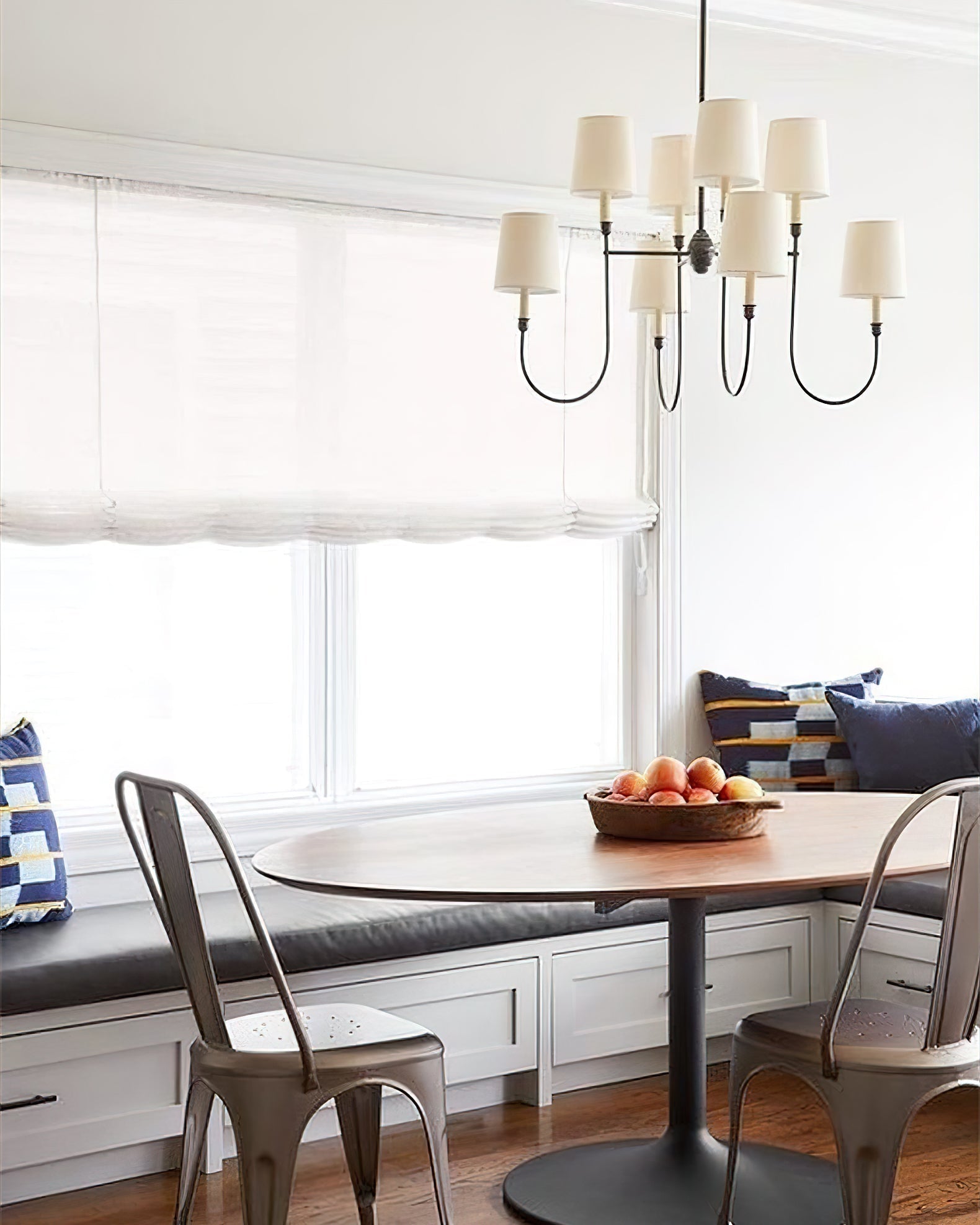 Vendome Chandelier - Blowlighting