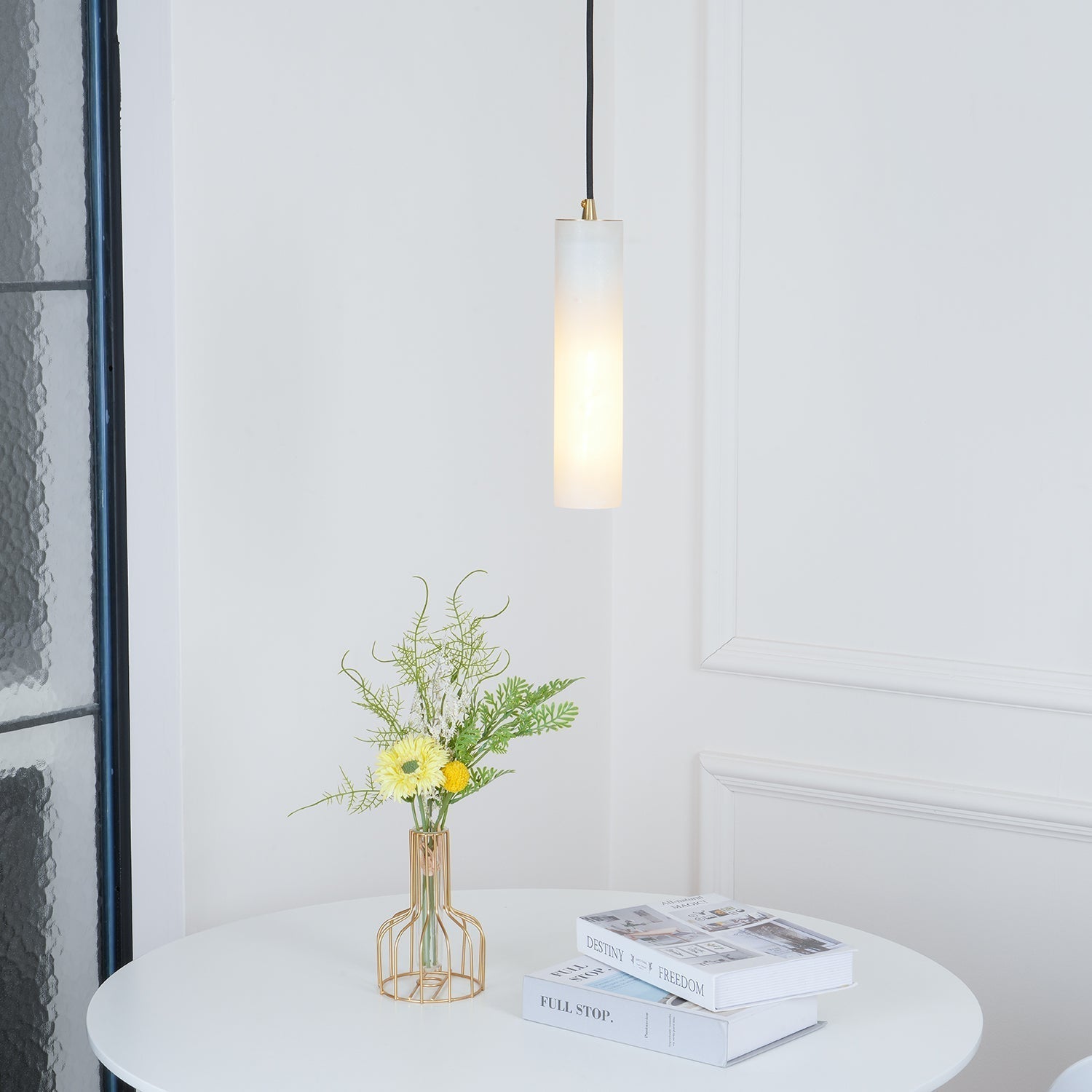 Nyxara Cluster Alabaster Pendant Light Staircase - Neutralighting