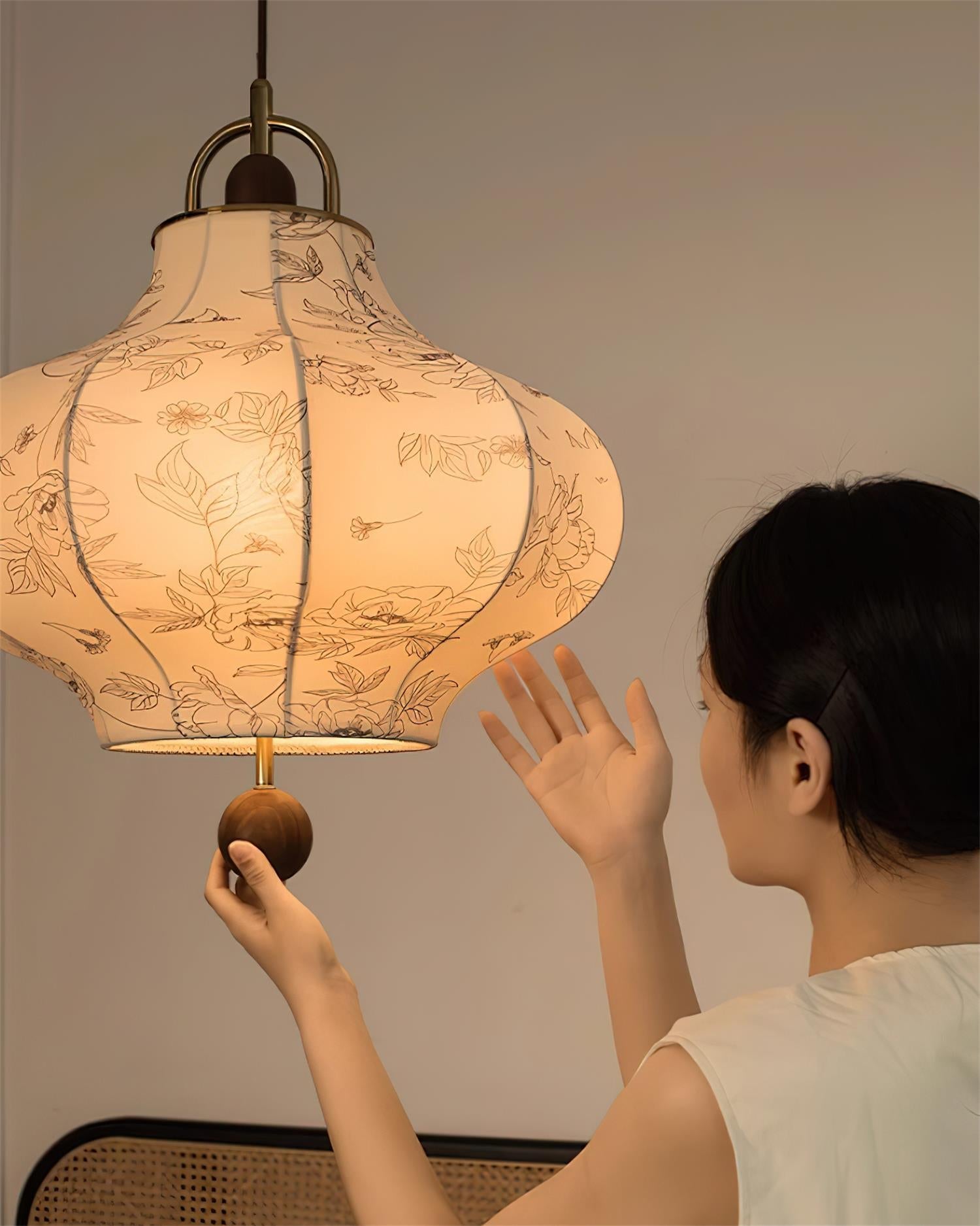 Calira Fabric Pendant Lamp - Neutralighting