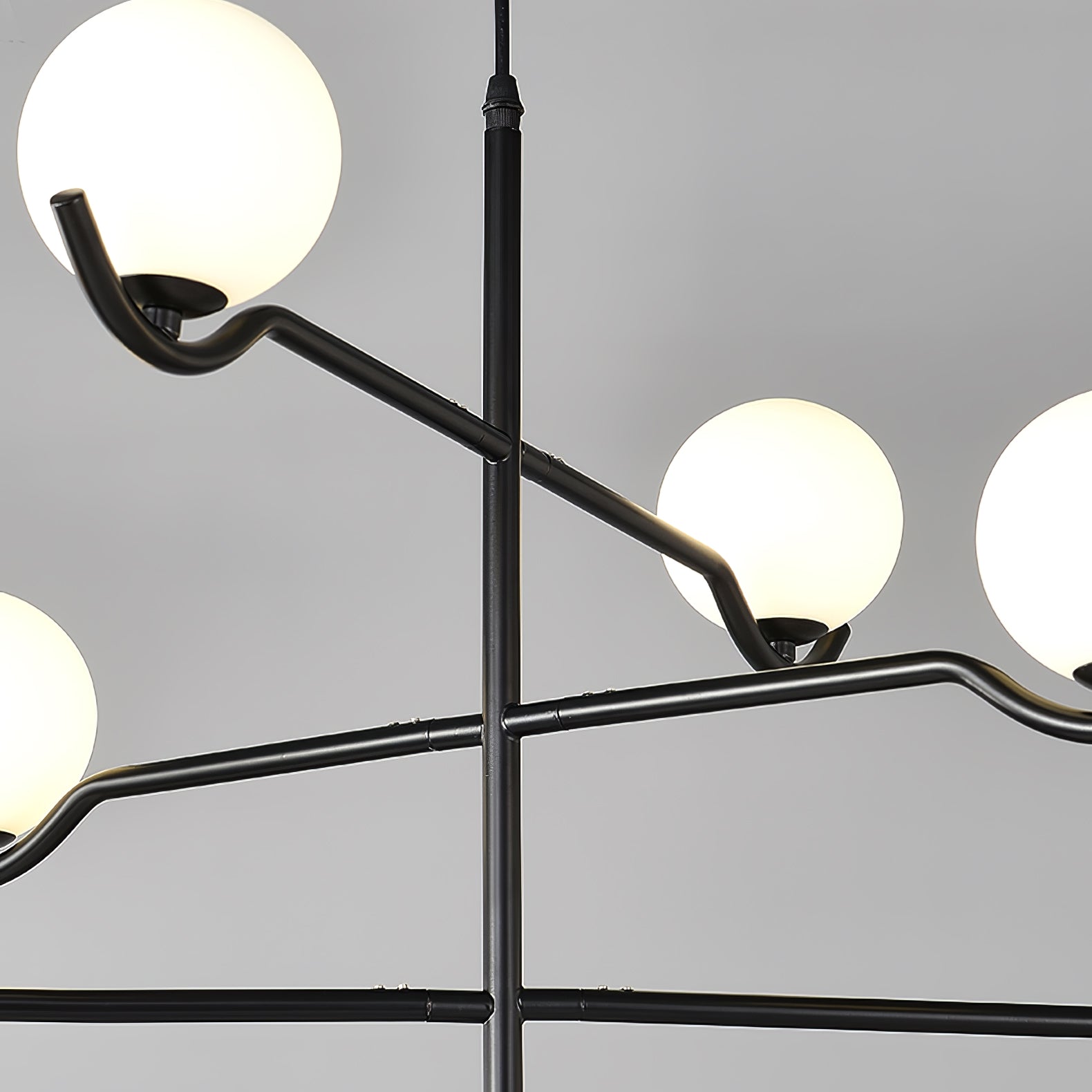 Fayno White Globe Chandelier - Neutralighting