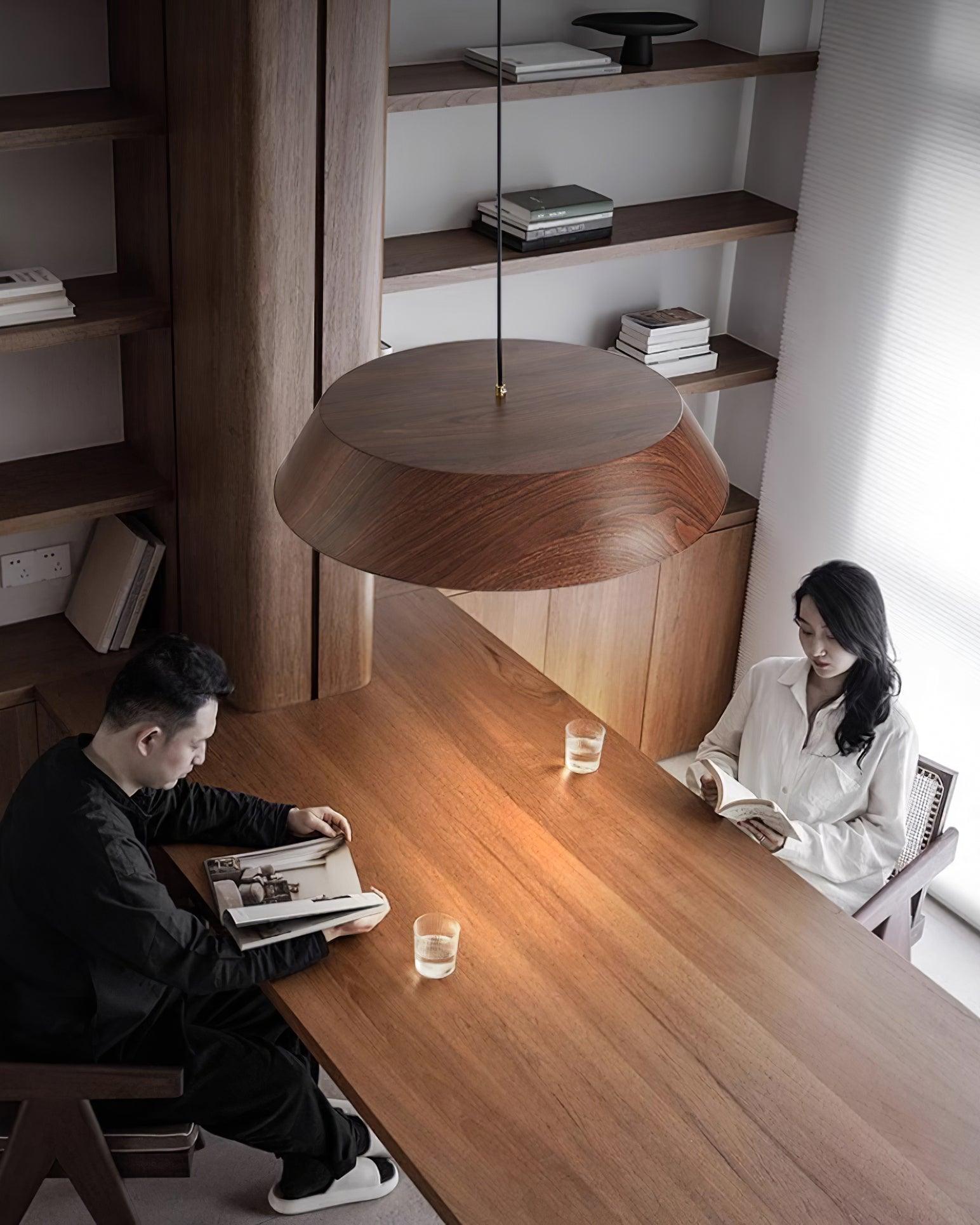 Novain Wood Grain Pendant Light - Neutralighting