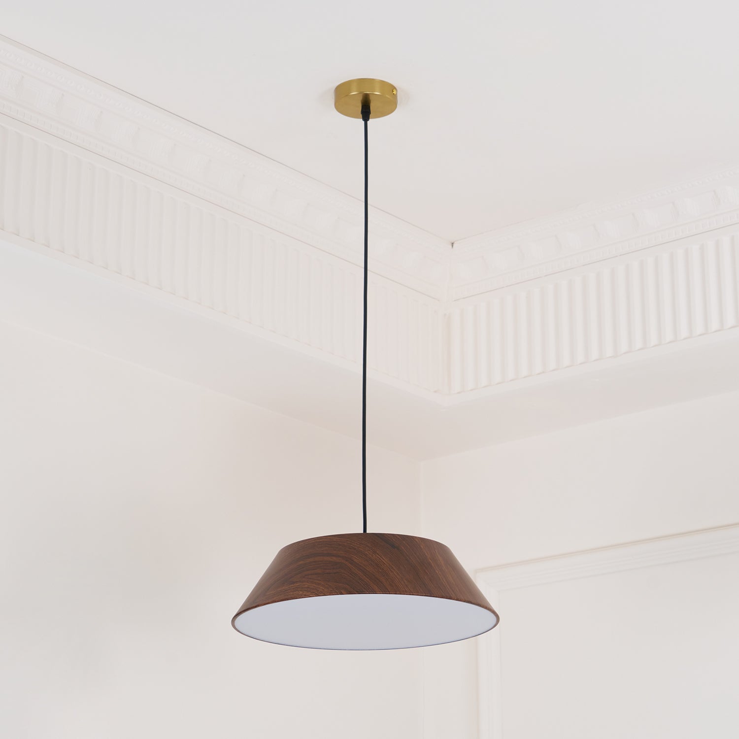 Novain Wood Grain Pendant Light - Neutralighting