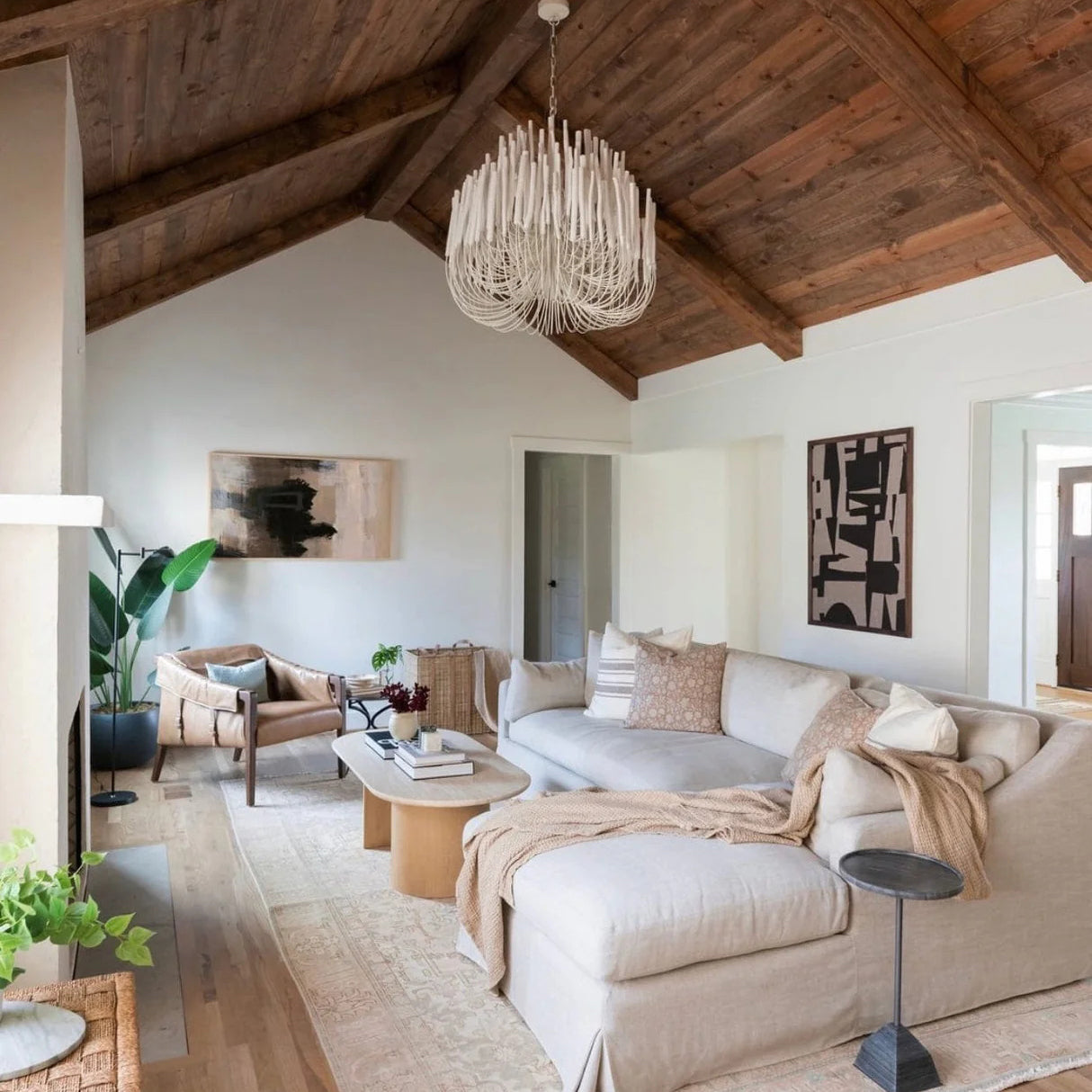 Drox Sculptural Chandeliers - Neutralighting