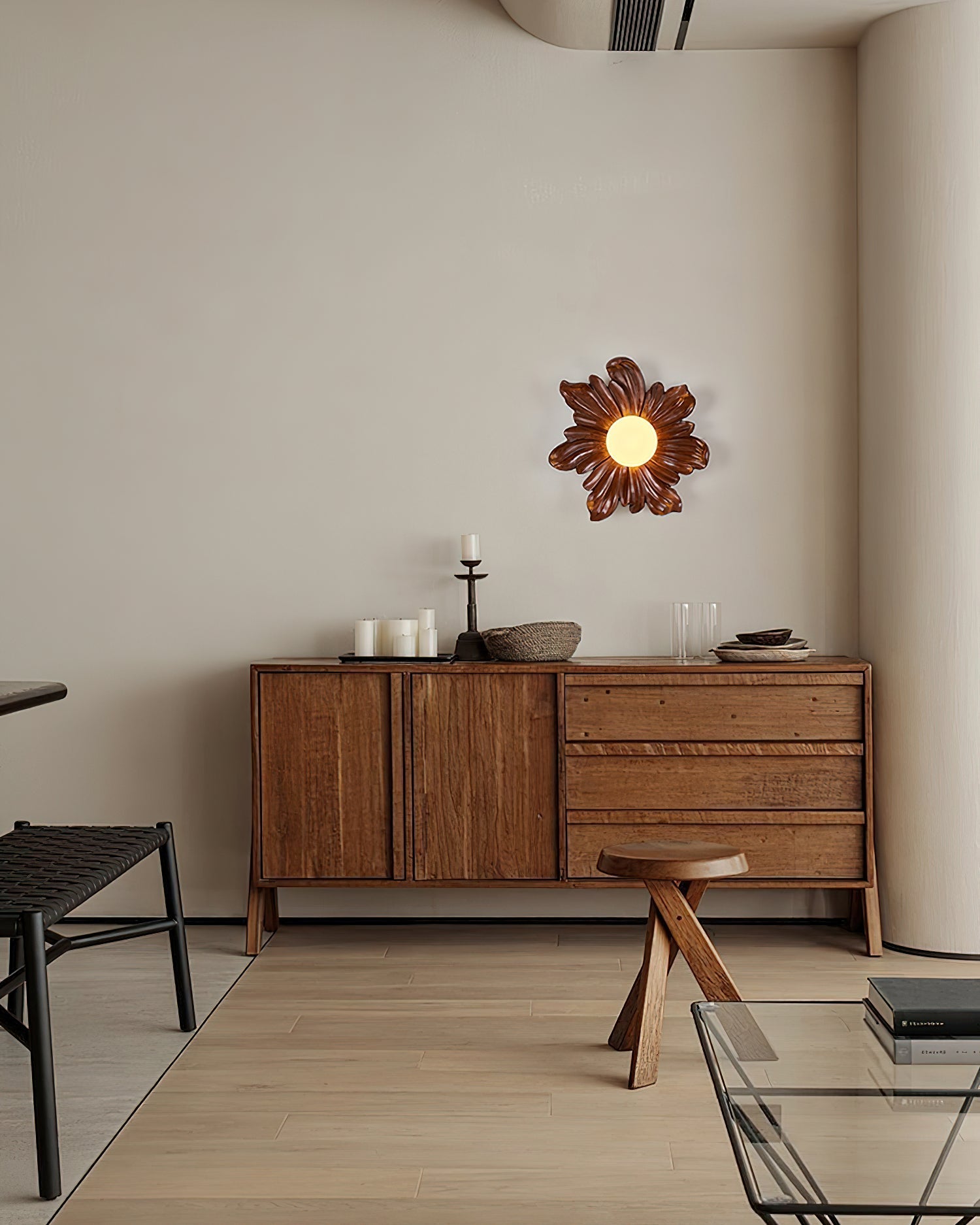 Tina Flower Wall Lamp - Neutralighting