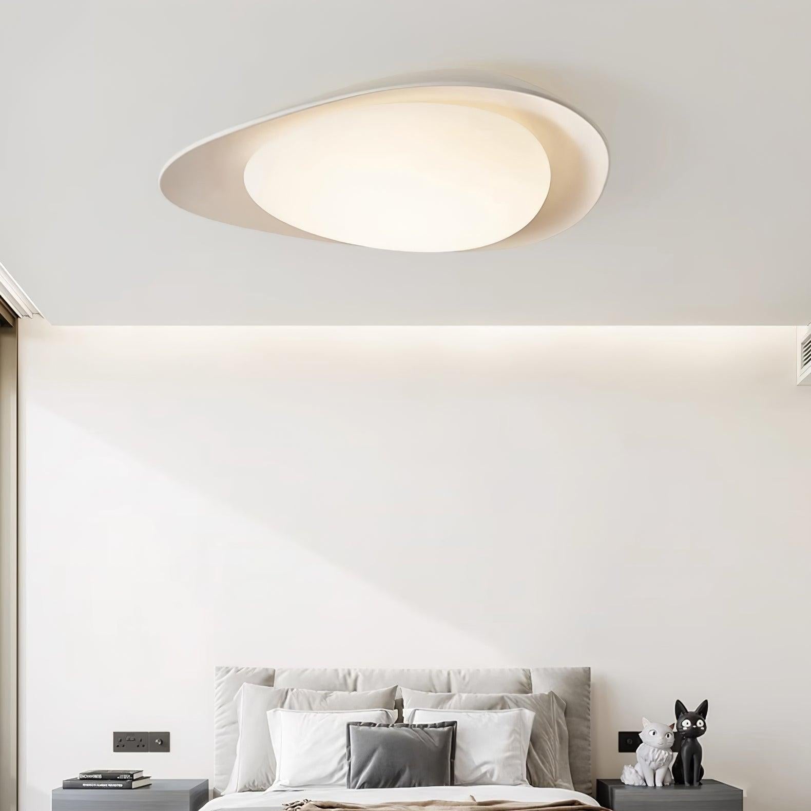 Blex Ceiling Lamp Green&Beige Pebble Shape - Neutralighting