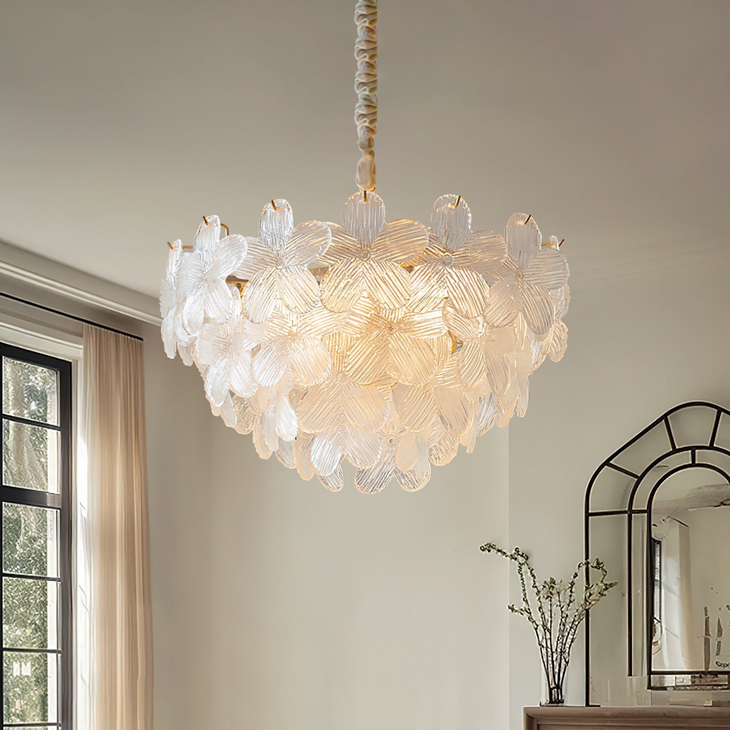 Cavine Pink Glass Flower Chandelier - Neutralighting