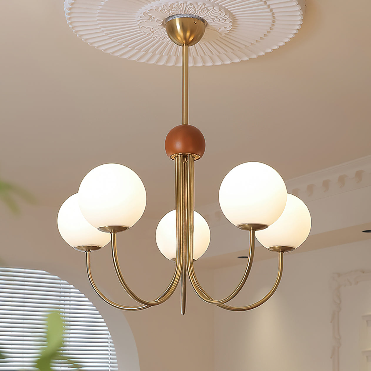 Candil Modern Brass and Globe Glass Chandelier - Neutralighting