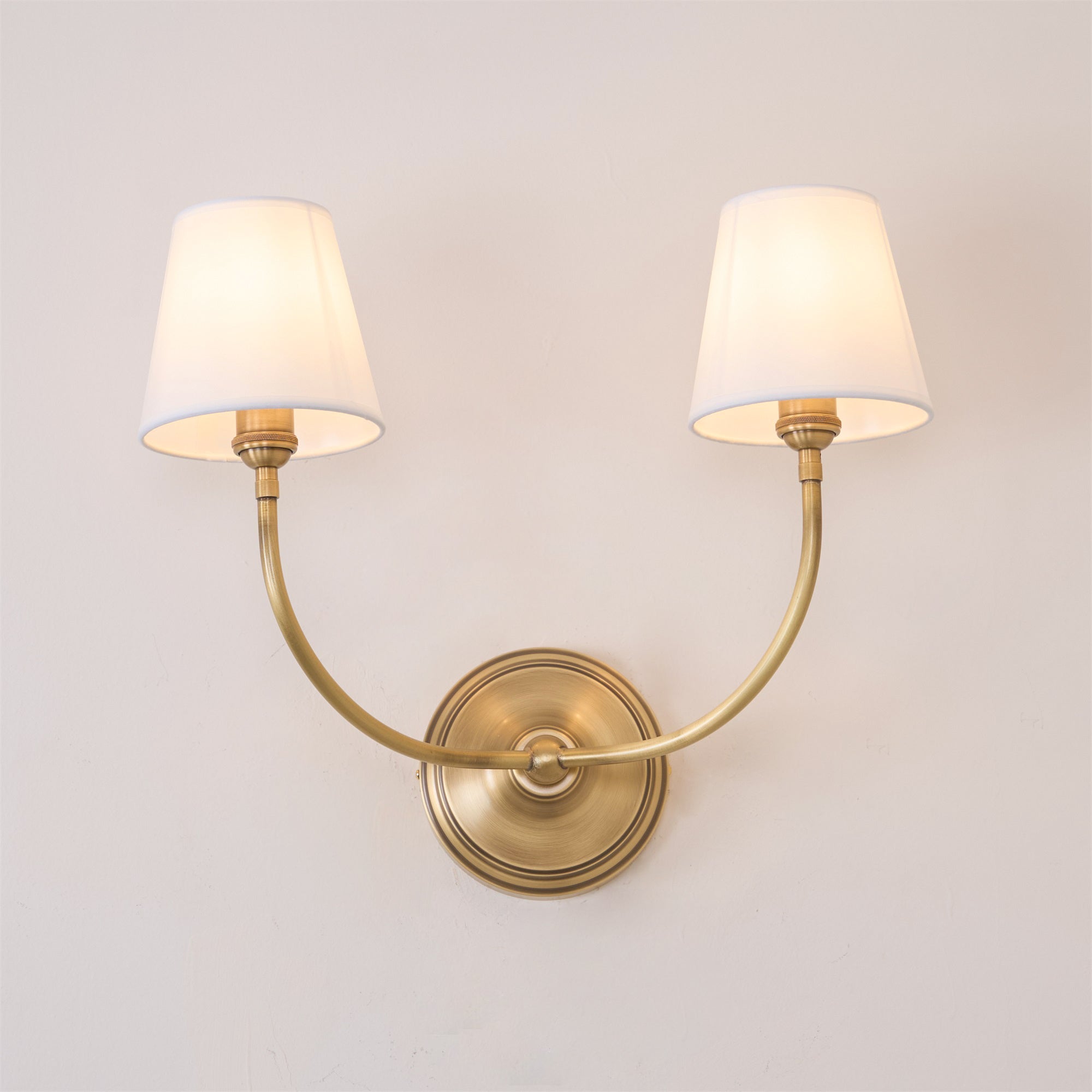 Victor Wall Lamp Black Bronze Fabric - Neutralighting